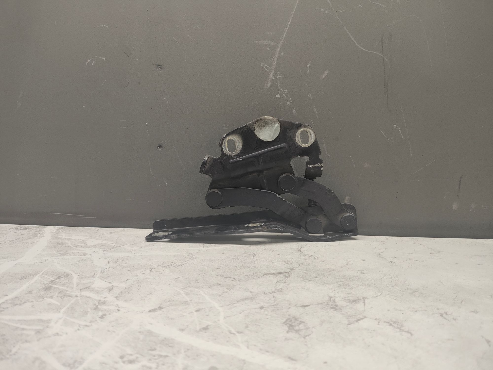 https://ycs.partsauto.market/partsauto-images/thmbs/userImages/6ab8ea4394fc0aced0b69382a3e61955/part/f4f4c665-1ff7-45c1-9274-24d776e181e0_1777714802862.jpg