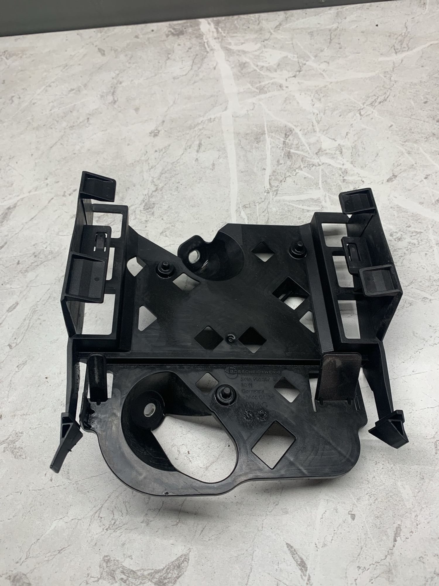 https://ycs.partsauto.market/partsauto-images/thmbs/userImages/6ab8ea4394fc0aced0b69382a3e61955/part/f693930f-9293-492d-bcf0-dc9b94be5a72_1774441975539.jpg