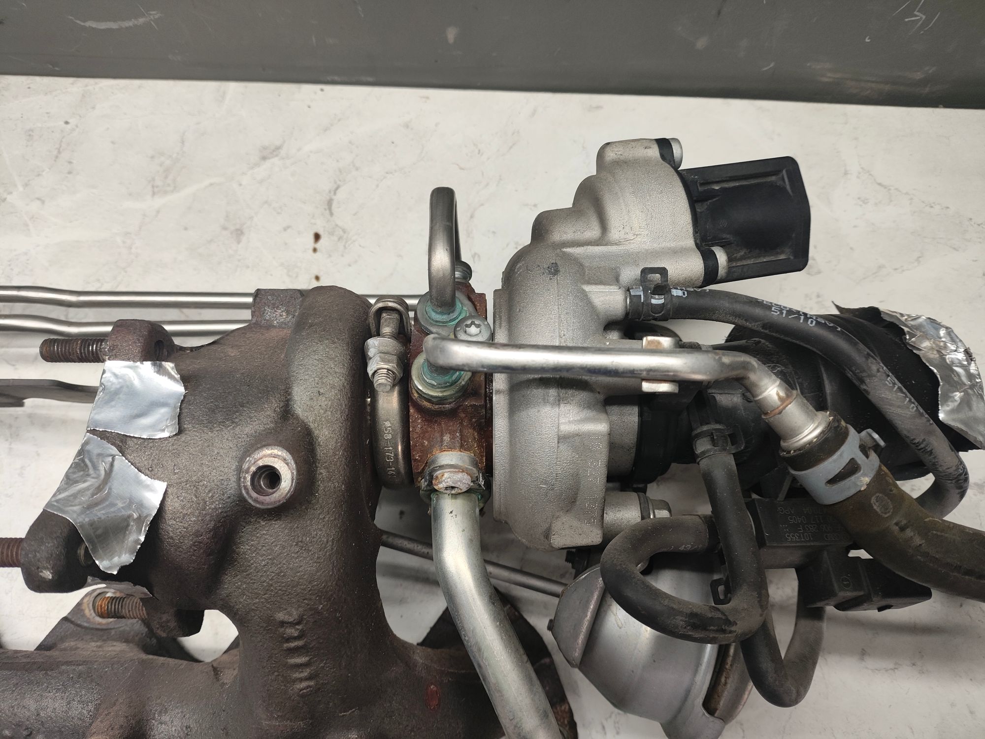 https://ycs.partsauto.market/partsauto-images/thmbs/userImages/6ab8ea4394fc0aced0b69382a3e61955/part/f6d1e136-3ef7-43eb-9c8f-d580ac65534a_1778587724214.jpg