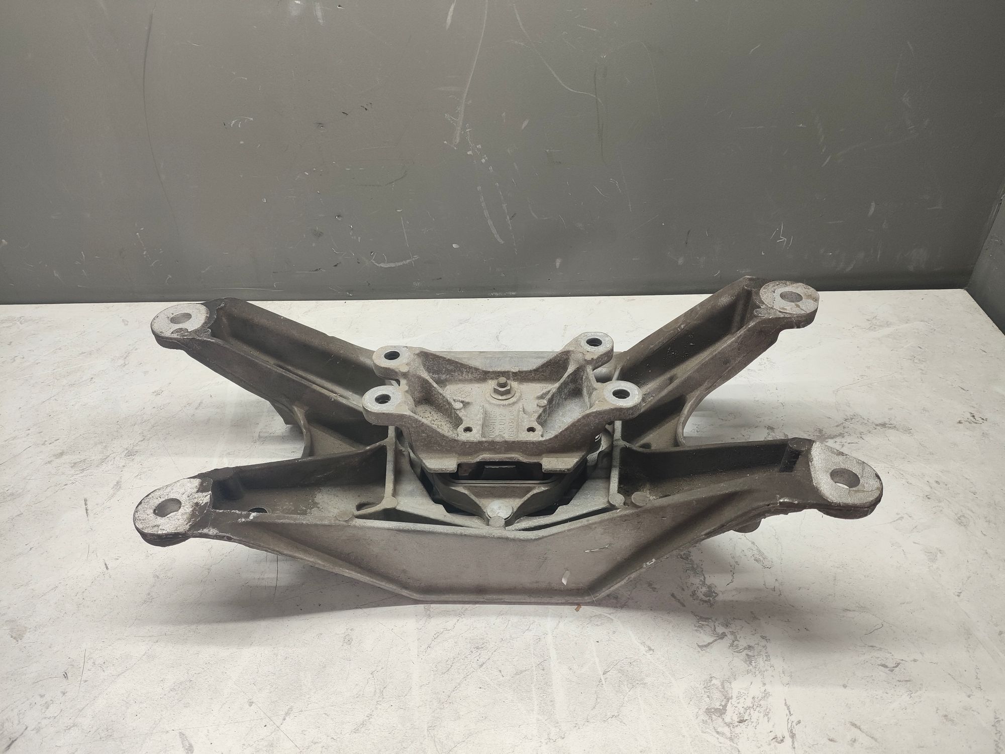 https://ycs.partsauto.market/partsauto-images/thmbs/userImages/6ab8ea4394fc0aced0b69382a3e61955/part/f870129d-189e-4e75-869e-3ce4e6427aab_1784116156308.jpg