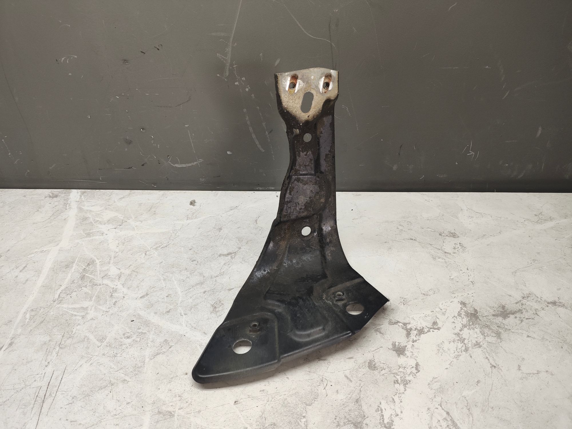 https://ycs.partsauto.market/partsauto-images/thmbs/userImages/6ab8ea4394fc0aced0b69382a3e61955/part/f8f761f6-dfba-4b8f-9cc5-91b548b13f86_1784195132434.jpg
