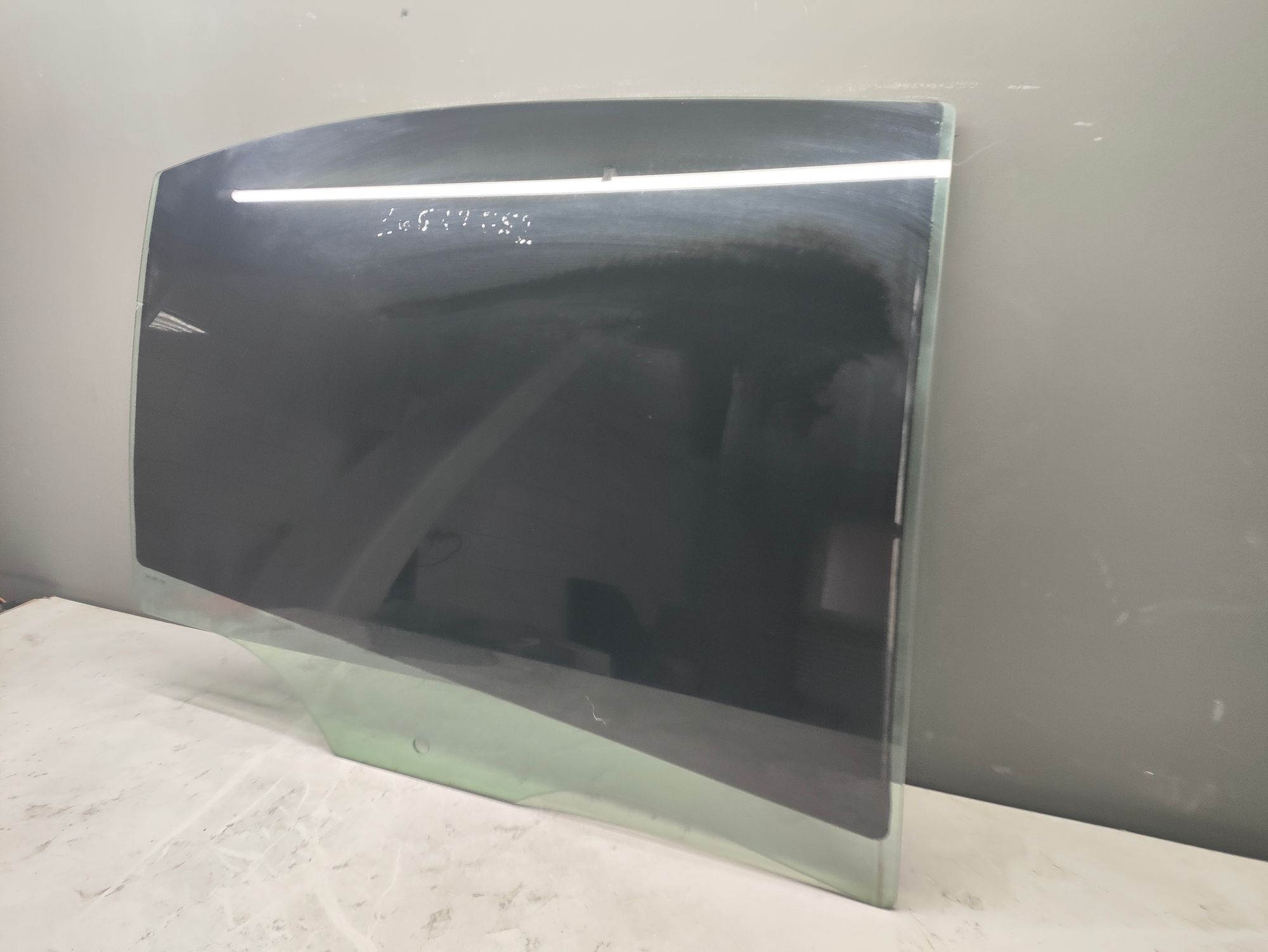 https://ycs.partsauto.market/partsauto-images/thmbs/userImages/6ab8ea4394fc0aced0b69382a3e61955/part/f94a7896-7691-480a-ac9b-514d3d57c398_1776519758427.jpg