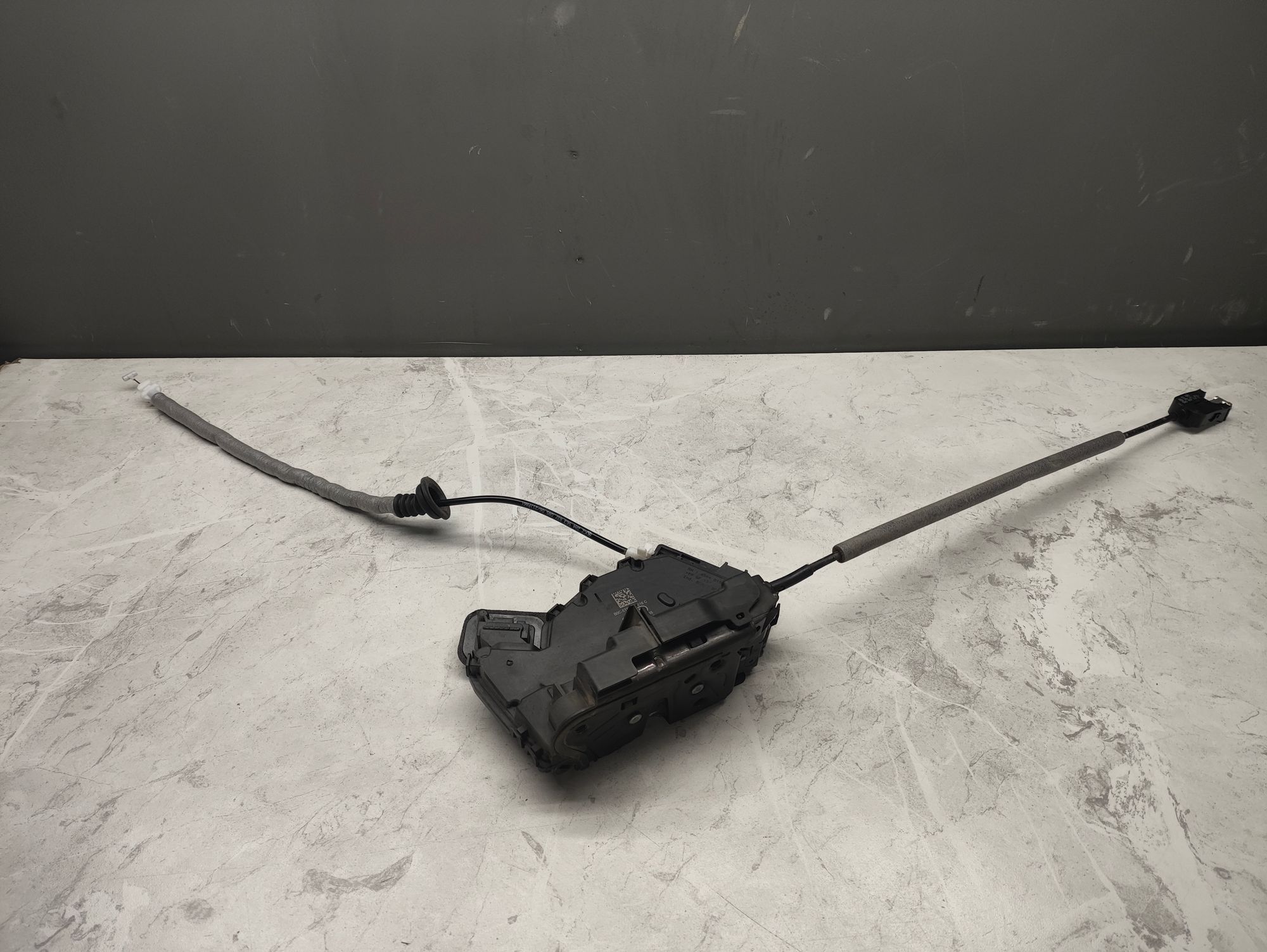 https://ycs.partsauto.market/partsauto-images/thmbs/userImages/6ab8ea4394fc0aced0b69382a3e61955/part/fbec5607-e7db-45e3-b2b1-3cd42f3e9c66_1776513555128.jpg