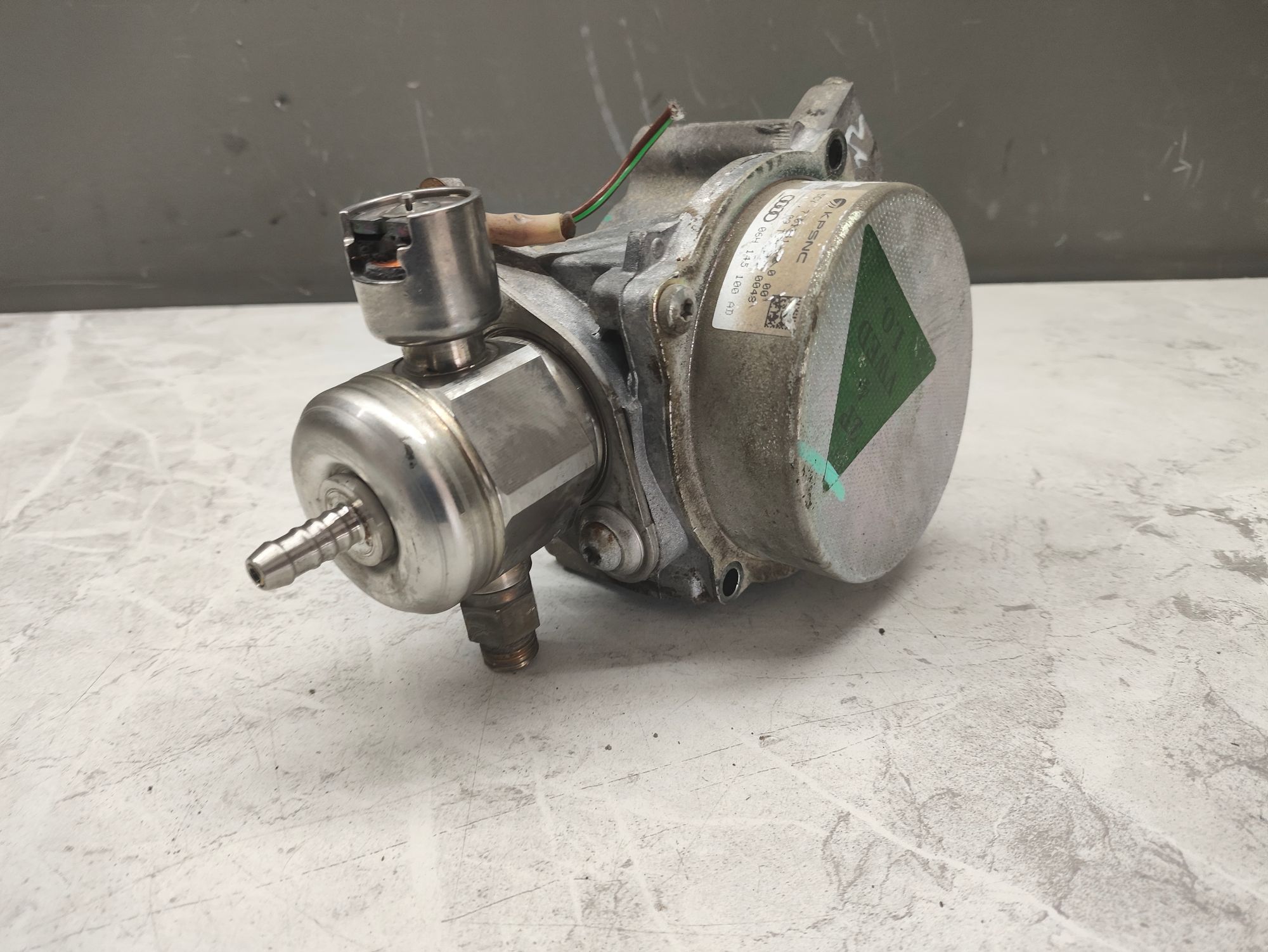 https://ycs.partsauto.market/partsauto-images/thmbs/userImages/6ab8ea4394fc0aced0b69382a3e61955/part/fbfeb444-085e-489e-9c15-cac2d742326a_1781087064861.jpg