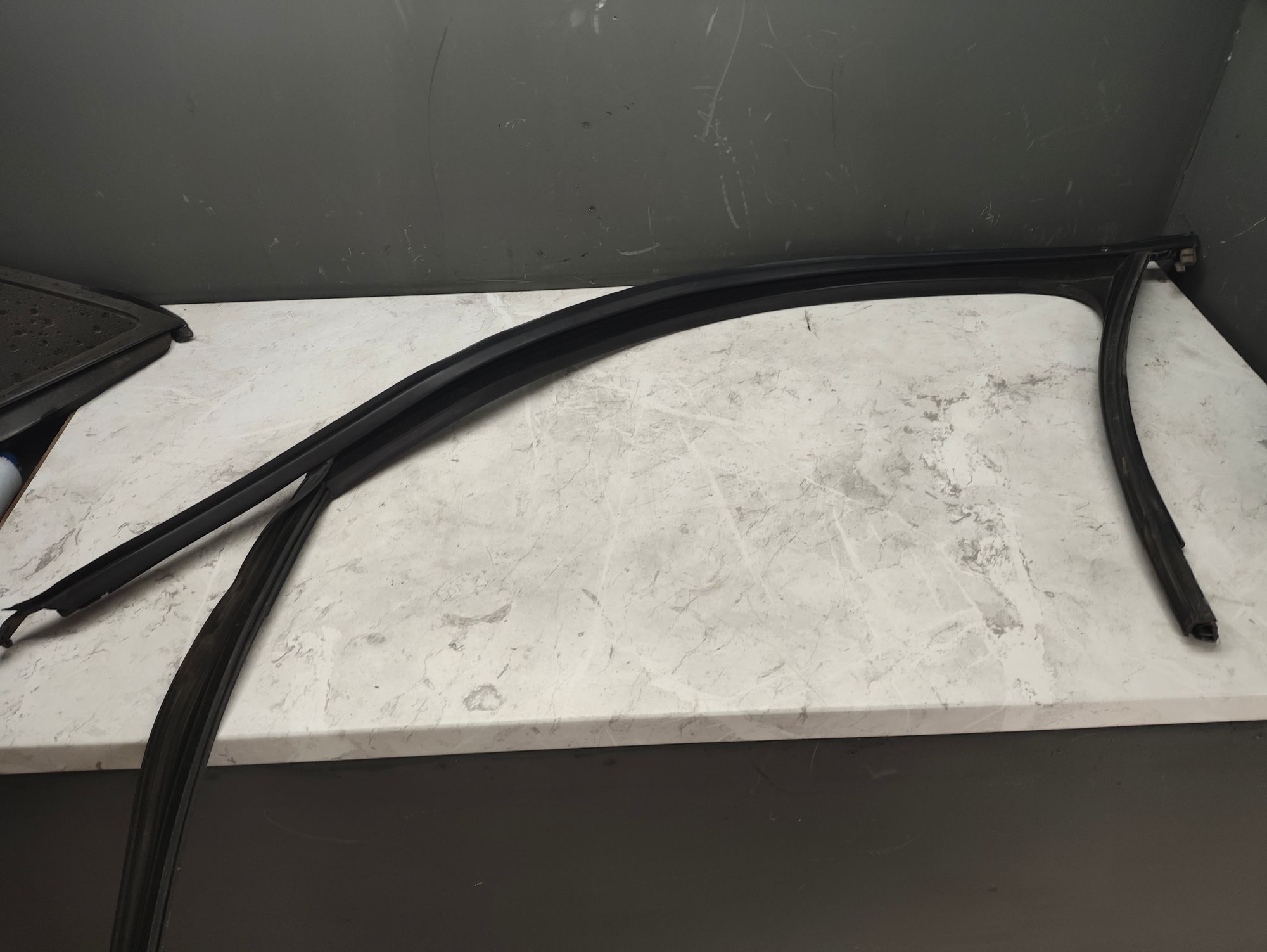 https://ycs.partsauto.market/partsauto-images/thmbs/userImages/6ab8ea4394fc0aced0b69382a3e61955/part/fe772395-cd5f-45dc-b4db-181712b31381_1778927966673.jpg