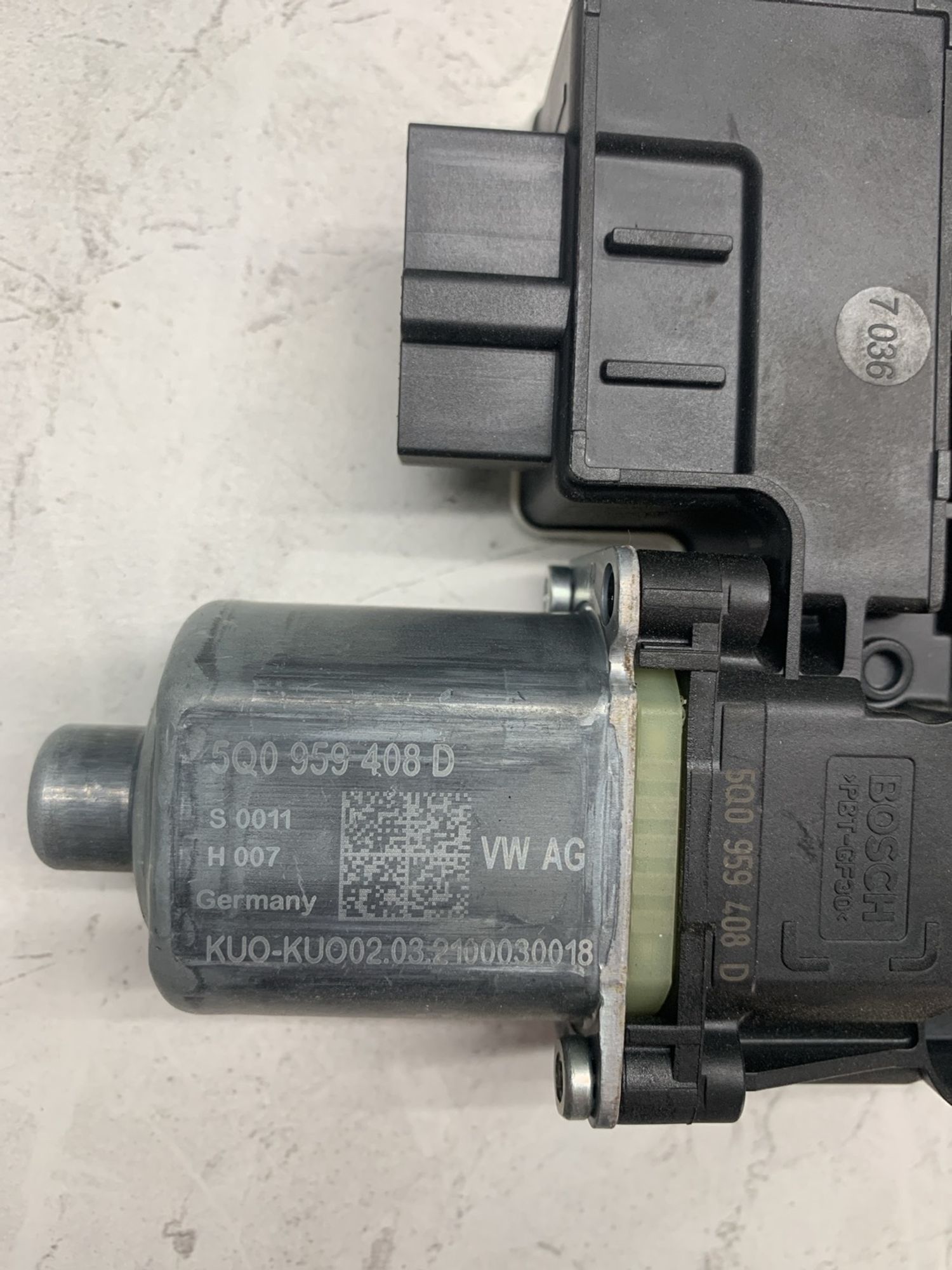 https://ycs.partsauto.market/partsauto-images/thmbs/userImages/6ab8ea4394fc0aced0b69382a3e61955/part/fe88c9c1-9498-4913-b18e-483d813aa191_1774259678035.jpg