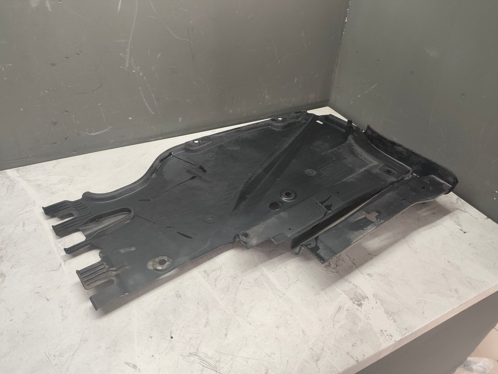 https://ycs.partsauto.market/partsauto-images/thmbs/userImages/6ab8ea4394fc0aced0b69382a3e61955/part/ffb993fb-fc42-42ac-acf7-096c7672e88c_1785234824892.jpg