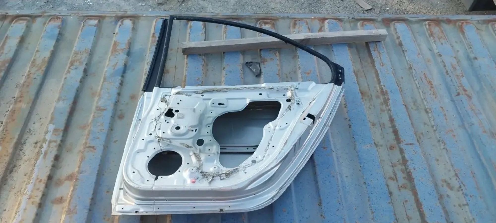 https://ycs.partsauto.market/partsauto-images/thmbs/userImages/6c041085ce847b07e3ea33e65ae09e6a/part/01ae7d9b-2c33-4073-84b1-4847c311a8c7_1784048838227.jpg