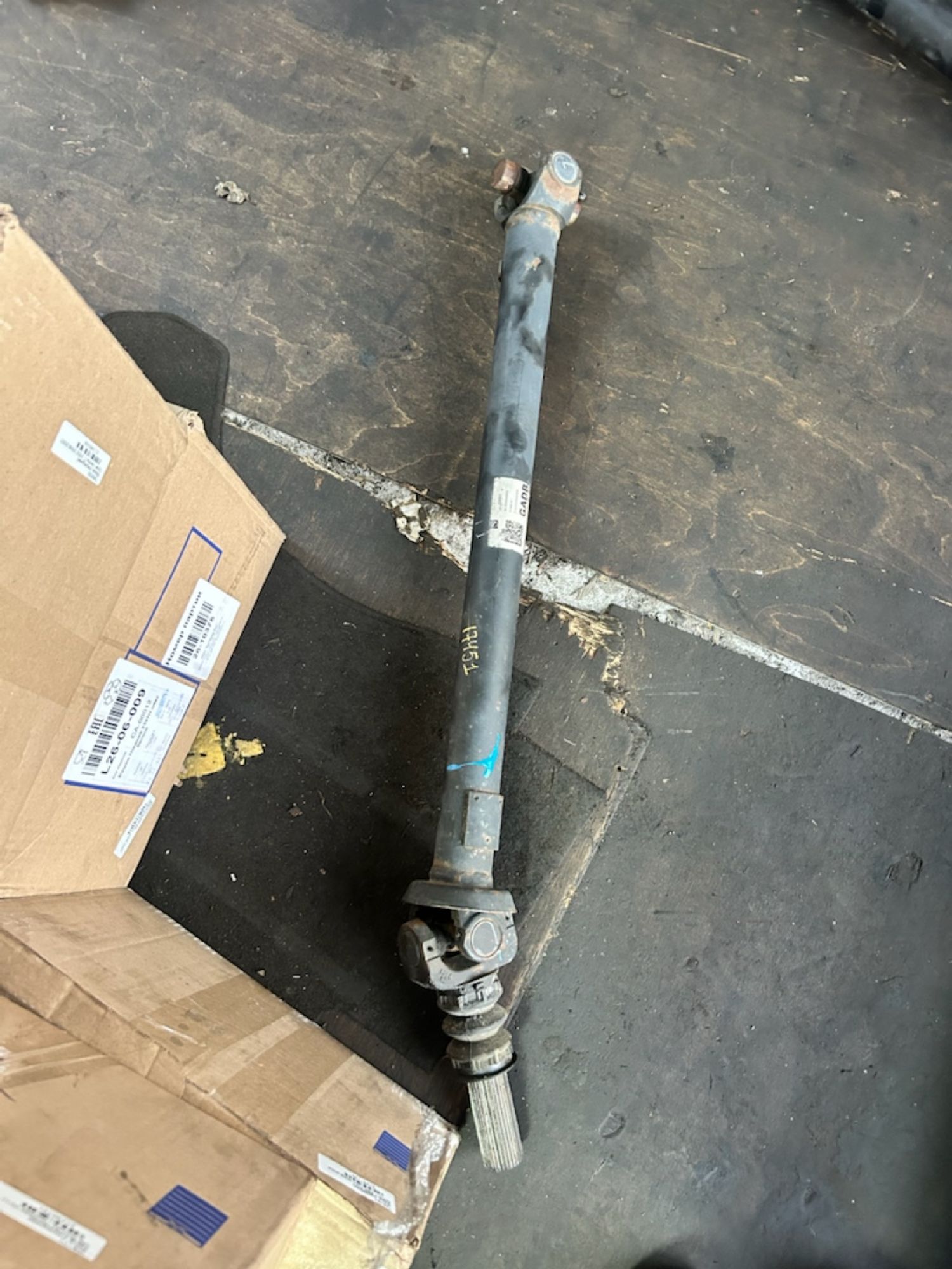 https://ycs.partsauto.market/partsauto-images/thmbs/userImages/6c041085ce847b07e3ea33e65ae09e6a/part/0d2f6f9c-fc51-46f6-9cc0-c3edf710fb93_1785757058480.jpg
