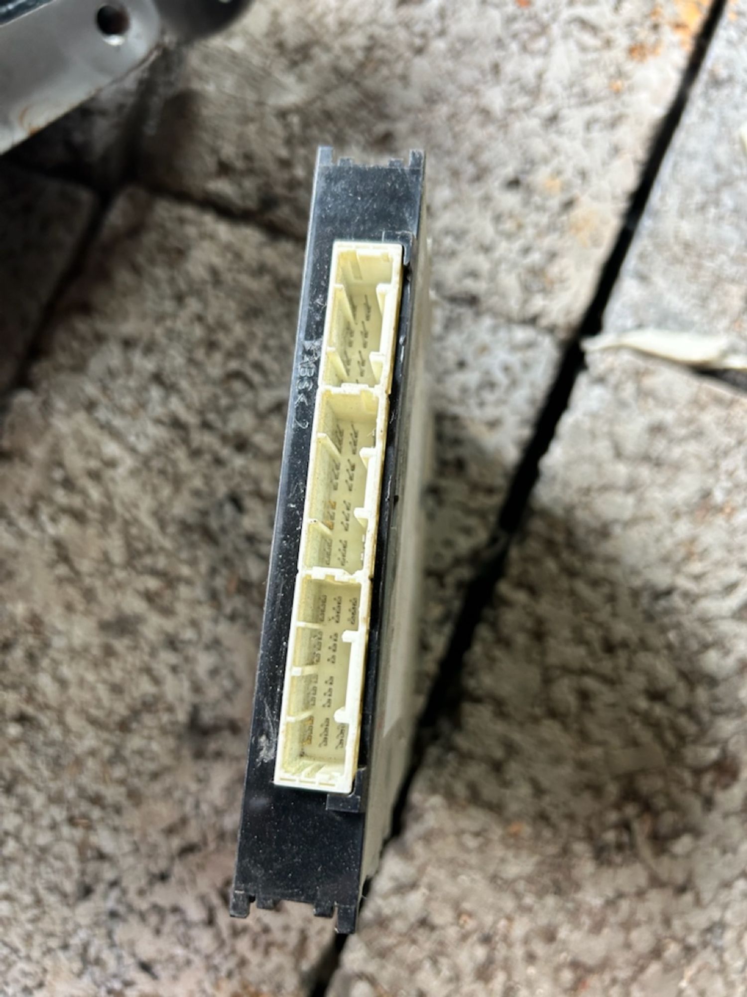 https://ycs.partsauto.market/partsauto-images/thmbs/userImages/6c041085ce847b07e3ea33e65ae09e6a/part/332a28d9-4b0c-4ad6-ba75-2db9ace3084b_1786268160212.jpg