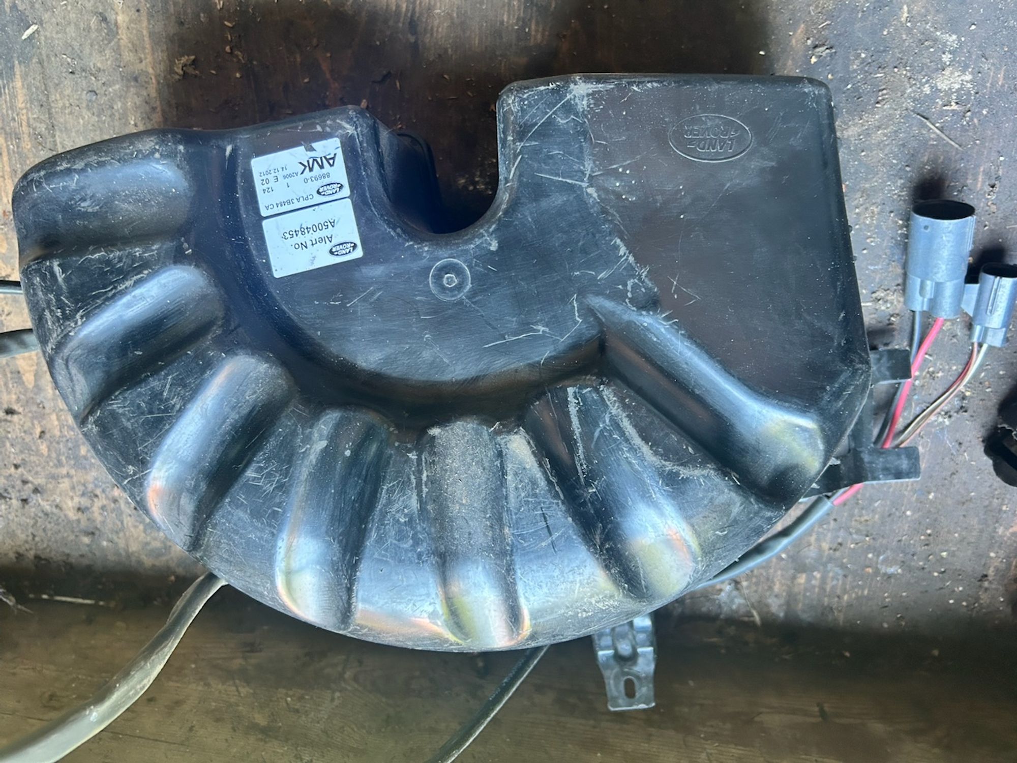 https://ycs.partsauto.market/partsauto-images/thmbs/userImages/6c041085ce847b07e3ea33e65ae09e6a/part/37b8d67f-a1cb-4828-85bb-4b8db69acf37_1784452096728.jpg
