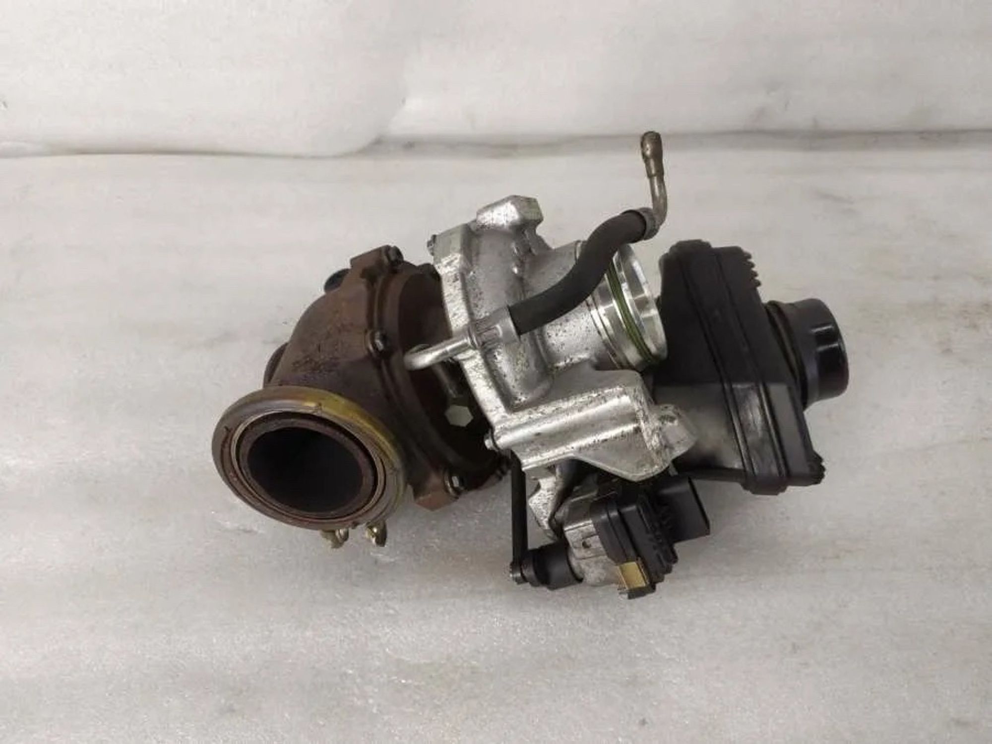 https://ycs.partsauto.market/partsauto-images/thmbs/userImages/6c041085ce847b07e3ea33e65ae09e6a/part/38612e5e-74ad-4965-b5e9-27c61968bd16_1784284202859.jpg