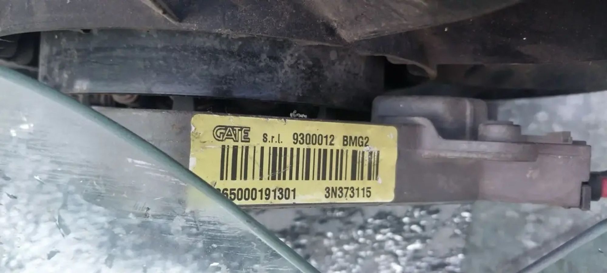 https://ycs.partsauto.market/partsauto-images/thmbs/userImages/6c041085ce847b07e3ea33e65ae09e6a/part/3ab60d8a-d99f-49de-9d44-617fc8c25128_1784064128011.jpg