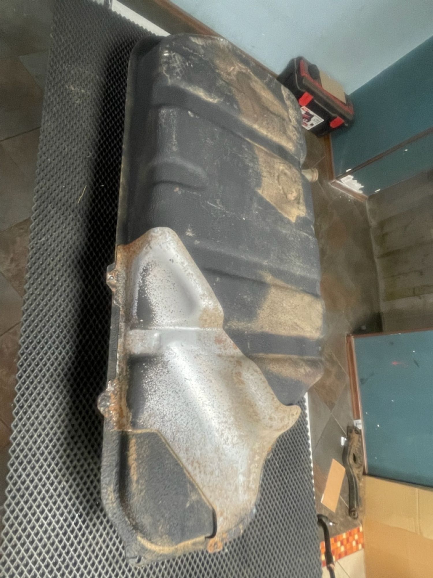 https://ycs.partsauto.market/partsauto-images/thmbs/userImages/6c041085ce847b07e3ea33e65ae09e6a/part/5ce0e2d8-c6ab-43c2-b9e9-e9d87d38f06a_1786565954643.jpg
