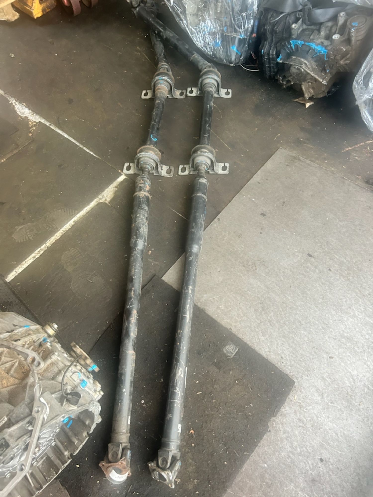 https://ycs.partsauto.market/partsauto-images/thmbs/userImages/6c041085ce847b07e3ea33e65ae09e6a/part/6525031b-8d47-4bf6-8bbe-fca7b3b11aca_1785757247979.jpg