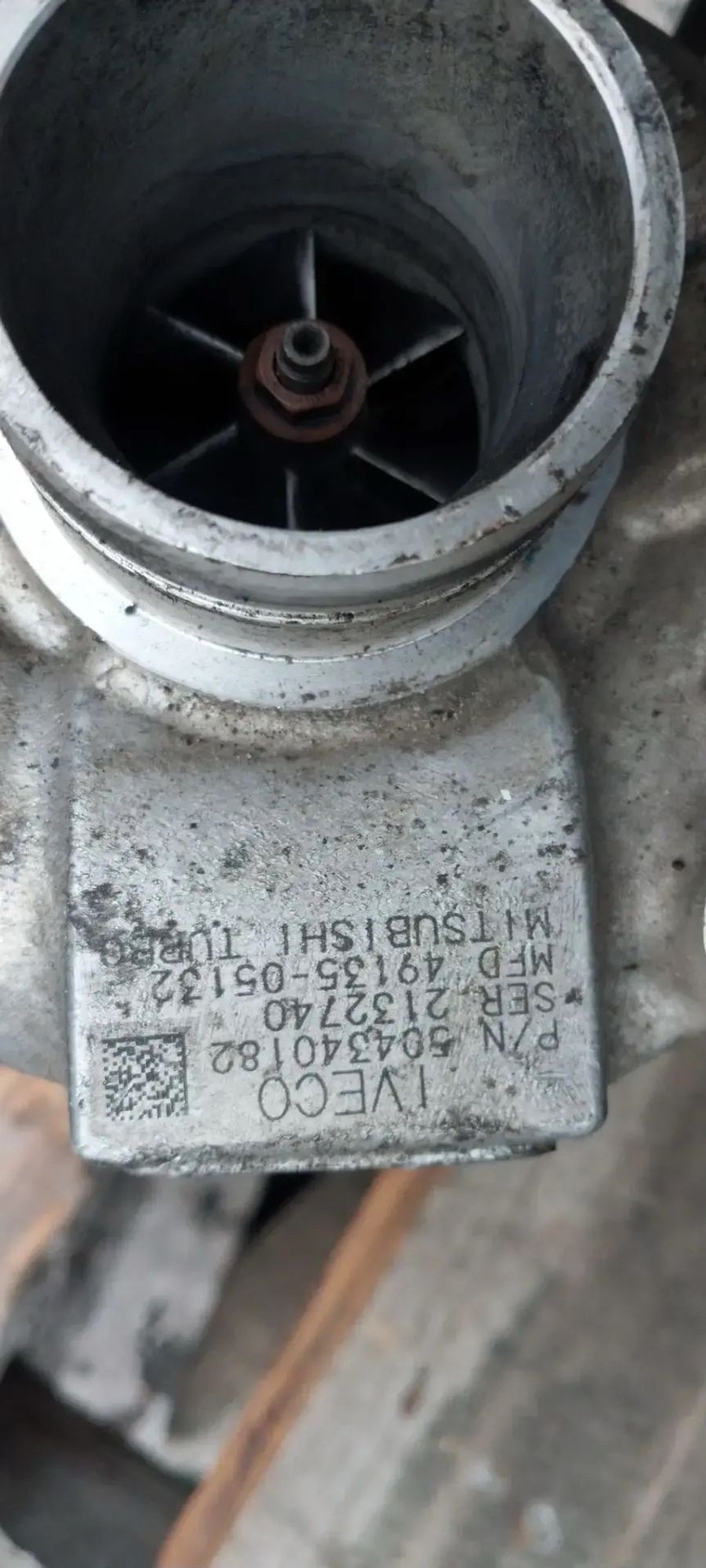 https://ycs.partsauto.market/partsauto-images/thmbs/userImages/6c041085ce847b07e3ea33e65ae09e6a/part/6a0d6dfd-8aa3-41a4-a04c-46c12cca5836_1784973180040.jpg