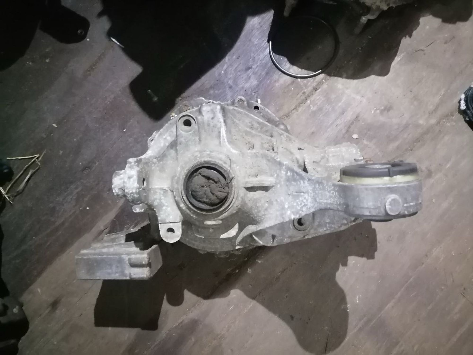 https://ycs.partsauto.market/partsauto-images/thmbs/userImages/6c041085ce847b07e3ea33e65ae09e6a/part/6d4a968d-89ee-4157-90cd-7209de4a6280_1784135177903.jpg