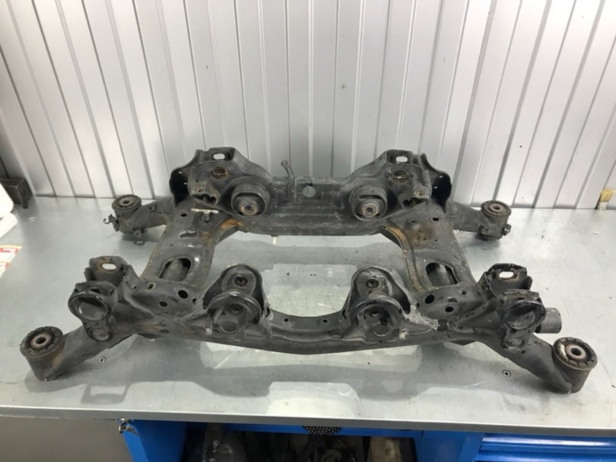 https://ycs.partsauto.market/partsauto-images/thmbs/userImages/6c041085ce847b07e3ea33e65ae09e6a/part/813b628c-1abc-453c-b1c7-bb7ff1ae807a_1786530199172.jpg