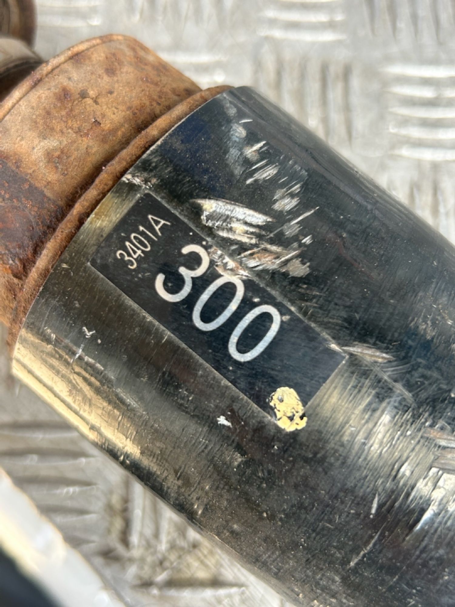https://ycs.partsauto.market/partsauto-images/thmbs/userImages/6c041085ce847b07e3ea33e65ae09e6a/part/8e127c09-47bb-43ba-a819-a43a921161d2_1786824959583.jpg
