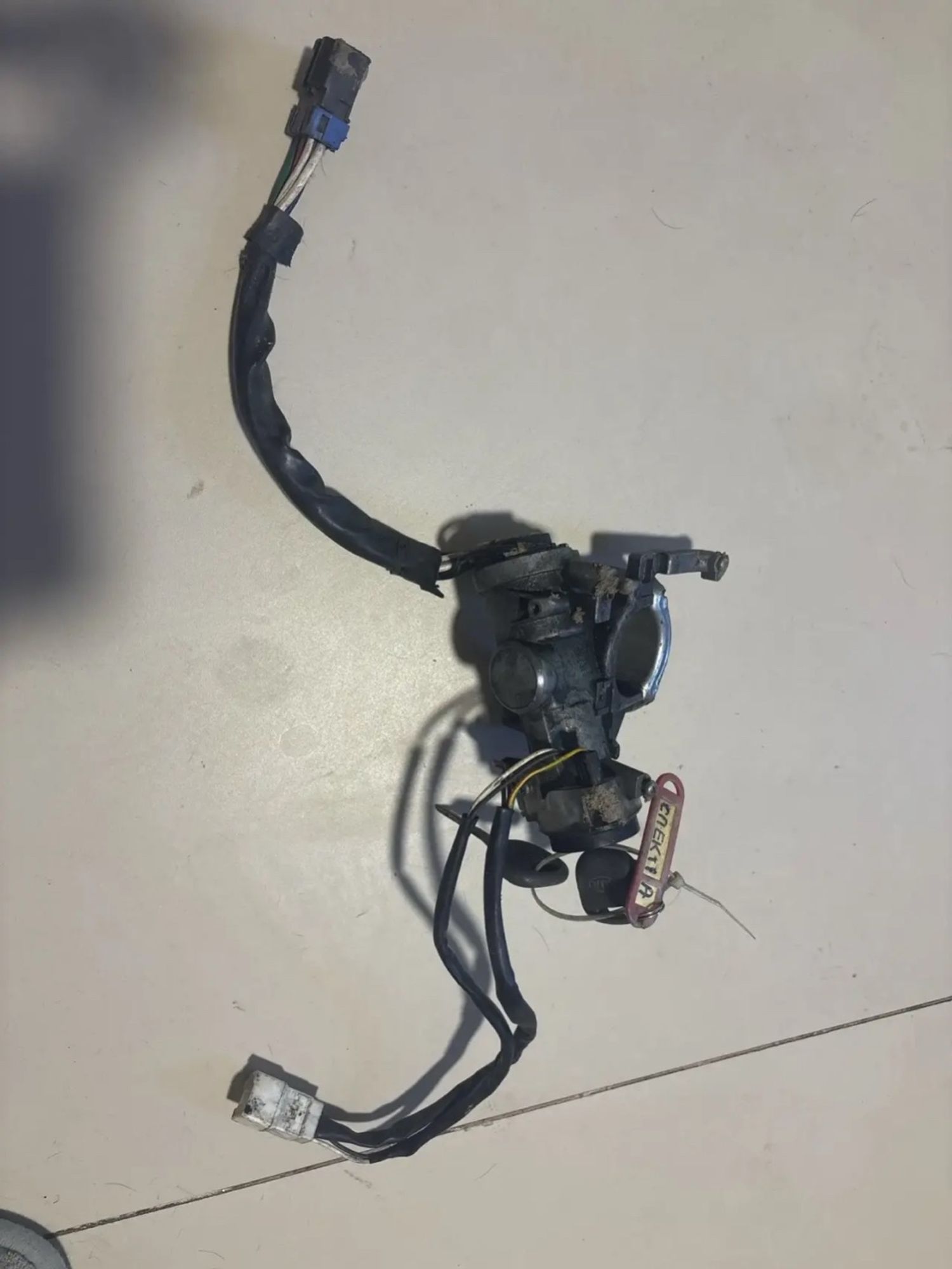 https://ycs.partsauto.market/partsauto-images/thmbs/userImages/6c041085ce847b07e3ea33e65ae09e6a/part/93c94be0-70aa-4720-b495-194e15ddbb4d_1784280207418.jpg