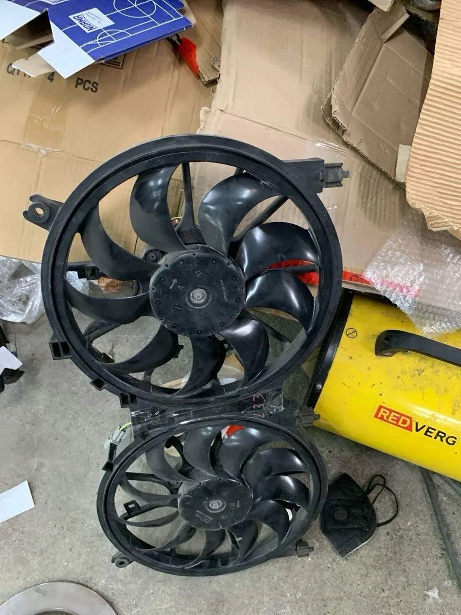 https://ycs.partsauto.market/partsauto-images/thmbs/userImages/6c041085ce847b07e3ea33e65ae09e6a/part/9700c59b-9974-456f-a937-b130675ba8d8_1783518337657.jpg