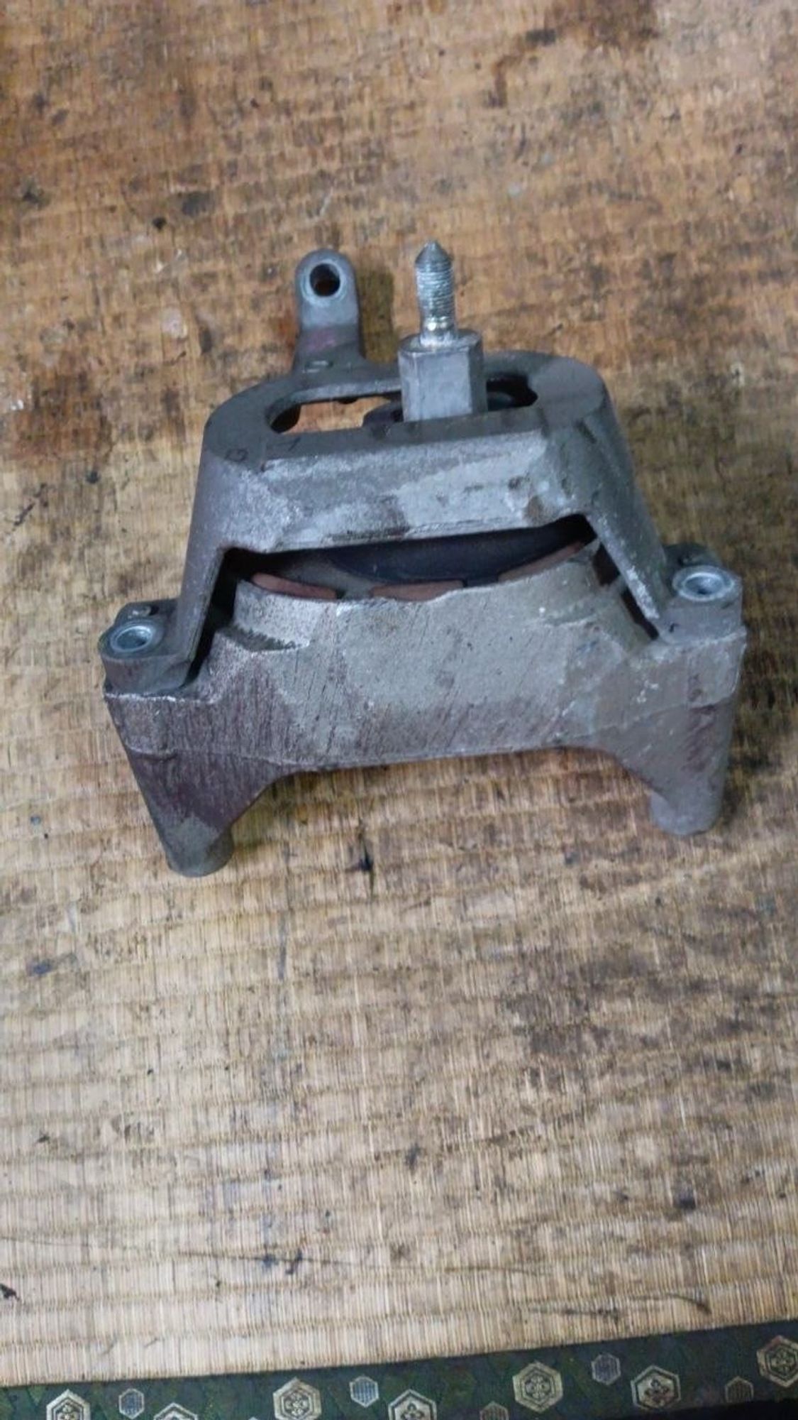 https://ycs.partsauto.market/partsauto-images/thmbs/userImages/6c041085ce847b07e3ea33e65ae09e6a/part/a0fded11-6e78-42e0-b49c-8f98c66fb187_1777468859188.jpg