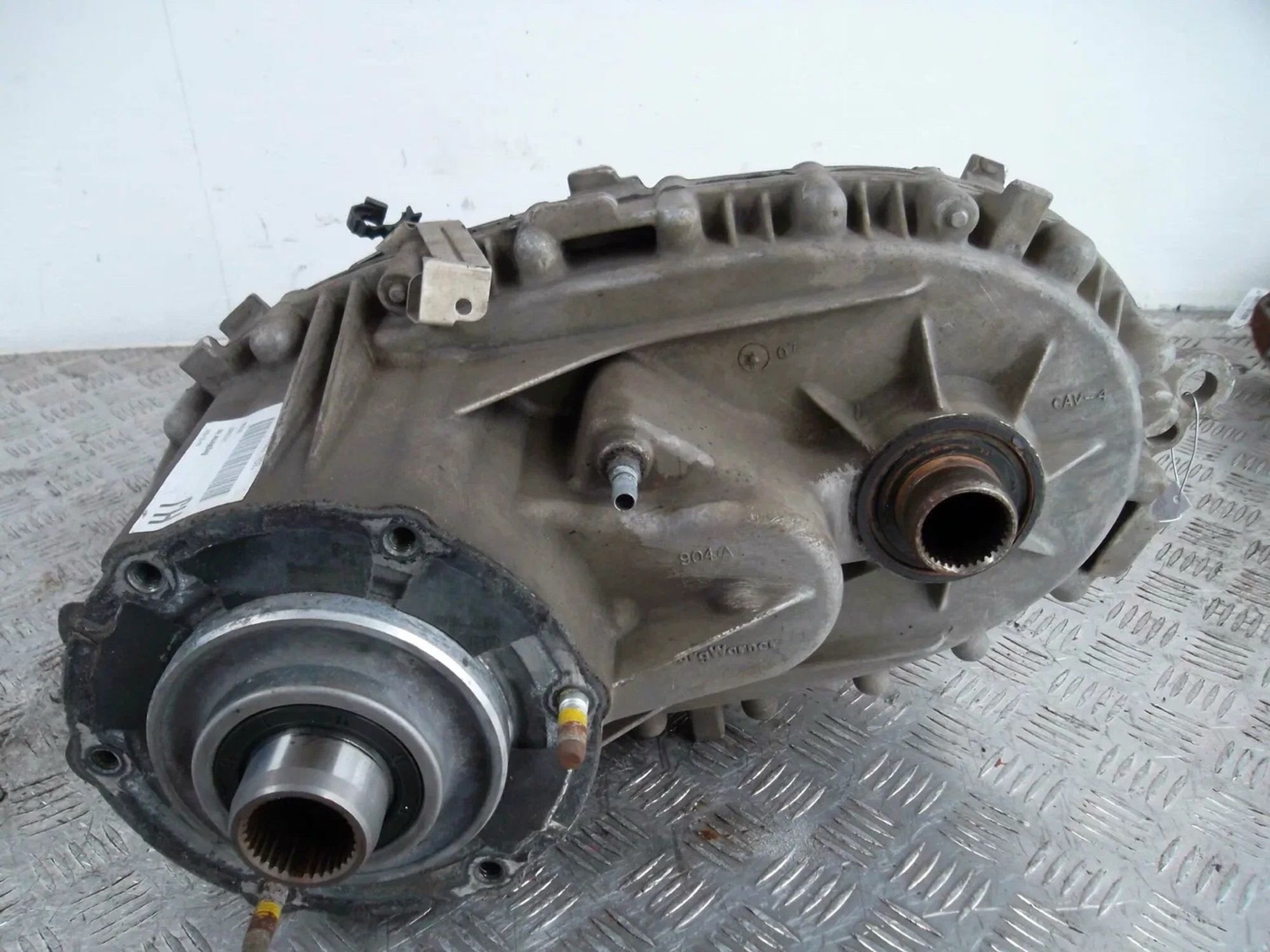 https://ycs.partsauto.market/partsauto-images/thmbs/userImages/6c041085ce847b07e3ea33e65ae09e6a/part/a13d8ed7-e637-47a2-98e5-0ede158dc21f_1785478122634.jpg