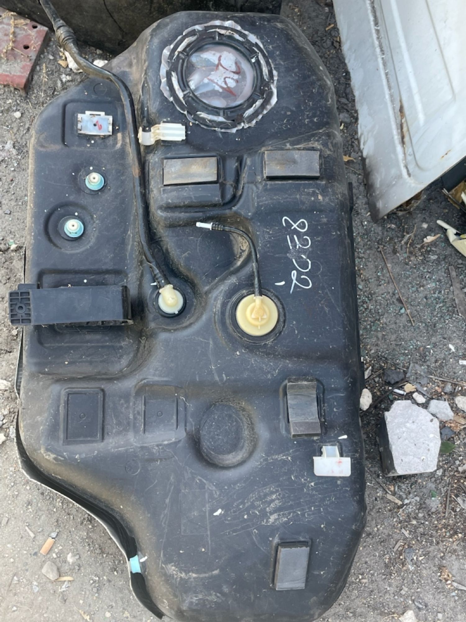 https://ycs.partsauto.market/partsauto-images/thmbs/userImages/6c041085ce847b07e3ea33e65ae09e6a/part/beb09cea-4ea1-4069-a72b-2b0a56a1bab1_1785086881962.jpg