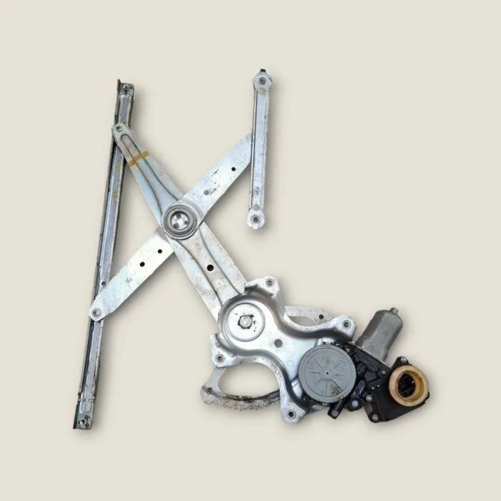 https://ycs.partsauto.market/partsauto-images/thmbs/userImages/6c041085ce847b07e3ea33e65ae09e6a/part/c0f5f3d1-633c-4159-8fab-5136d115d616_1785476740131.jpg