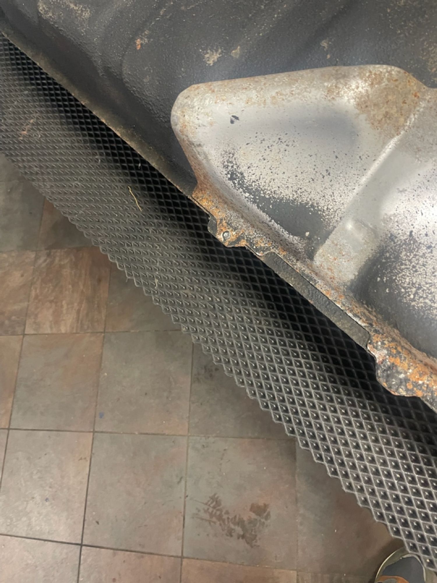 https://ycs.partsauto.market/partsauto-images/thmbs/userImages/6c041085ce847b07e3ea33e65ae09e6a/part/c45592ee-fdce-41ca-bb0c-4c81120d0a19_1786565959823.jpg