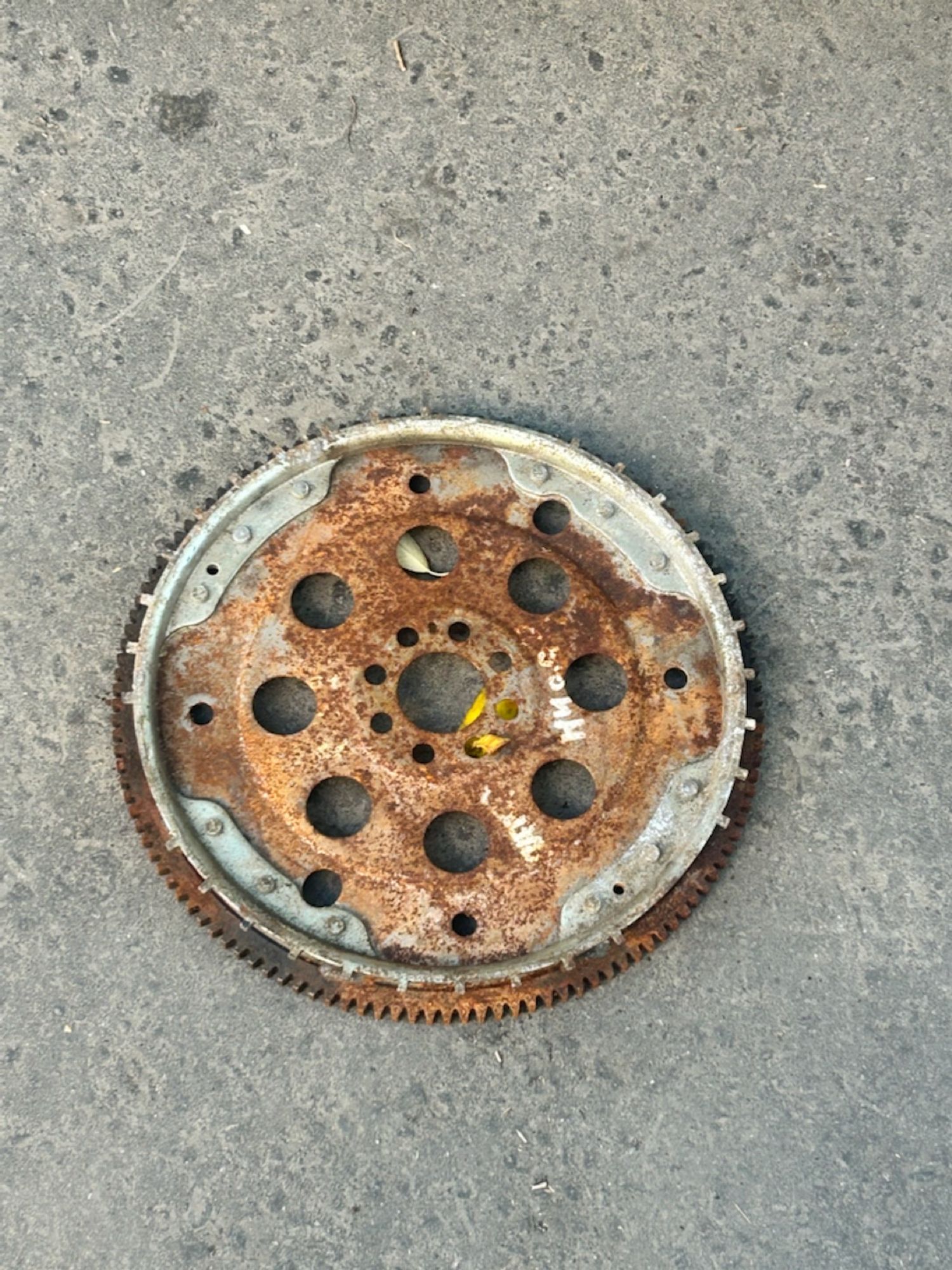 https://ycs.partsauto.market/partsauto-images/thmbs/userImages/6c041085ce847b07e3ea33e65ae09e6a/part/ccba11da-aac7-4ccc-963a-6acd2556e49e_1786288522051.jpg