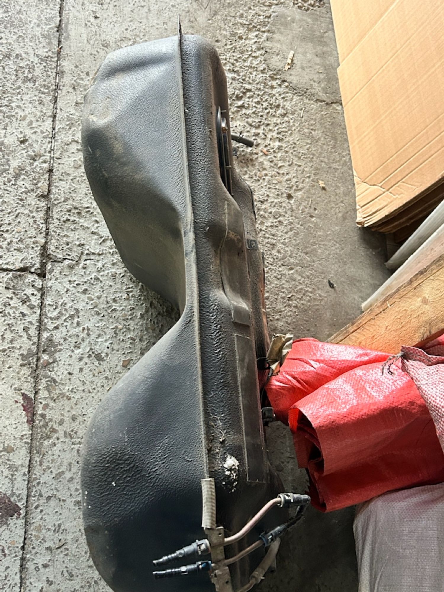 https://ycs.partsauto.market/partsauto-images/thmbs/userImages/6c041085ce847b07e3ea33e65ae09e6a/part/cf5d4b09-f199-4b90-bb18-08b9d79af282_1777827183865.jpg