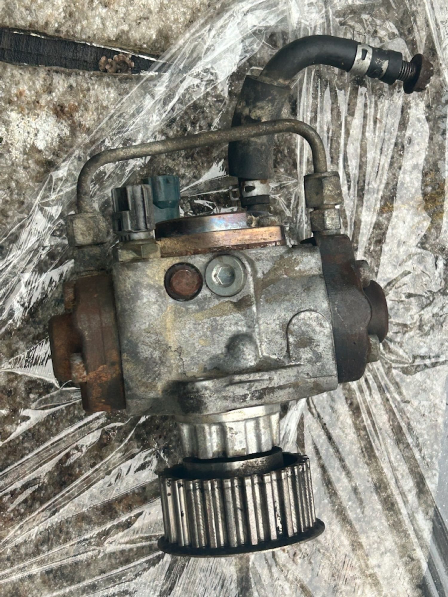 https://ycs.partsauto.market/partsauto-images/thmbs/userImages/6c041085ce847b07e3ea33e65ae09e6a/part/d3ea138f-239a-4d95-b5cf-e950fb4e071d_1778255484067.jpg