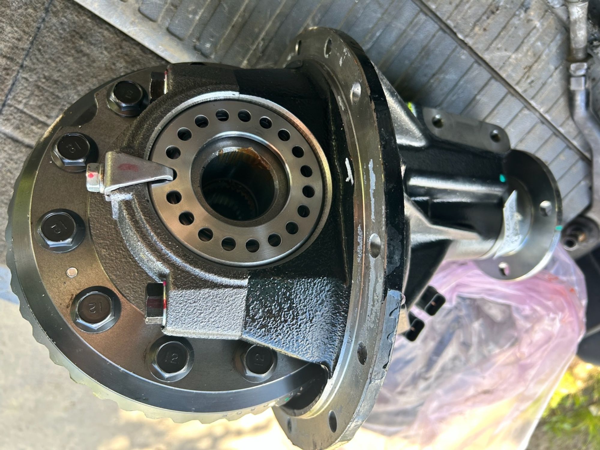 https://ycs.partsauto.market/partsauto-images/thmbs/userImages/6c041085ce847b07e3ea33e65ae09e6a/part/d624b528-503c-447e-9492-47727c7de788_1782912422320.jpg