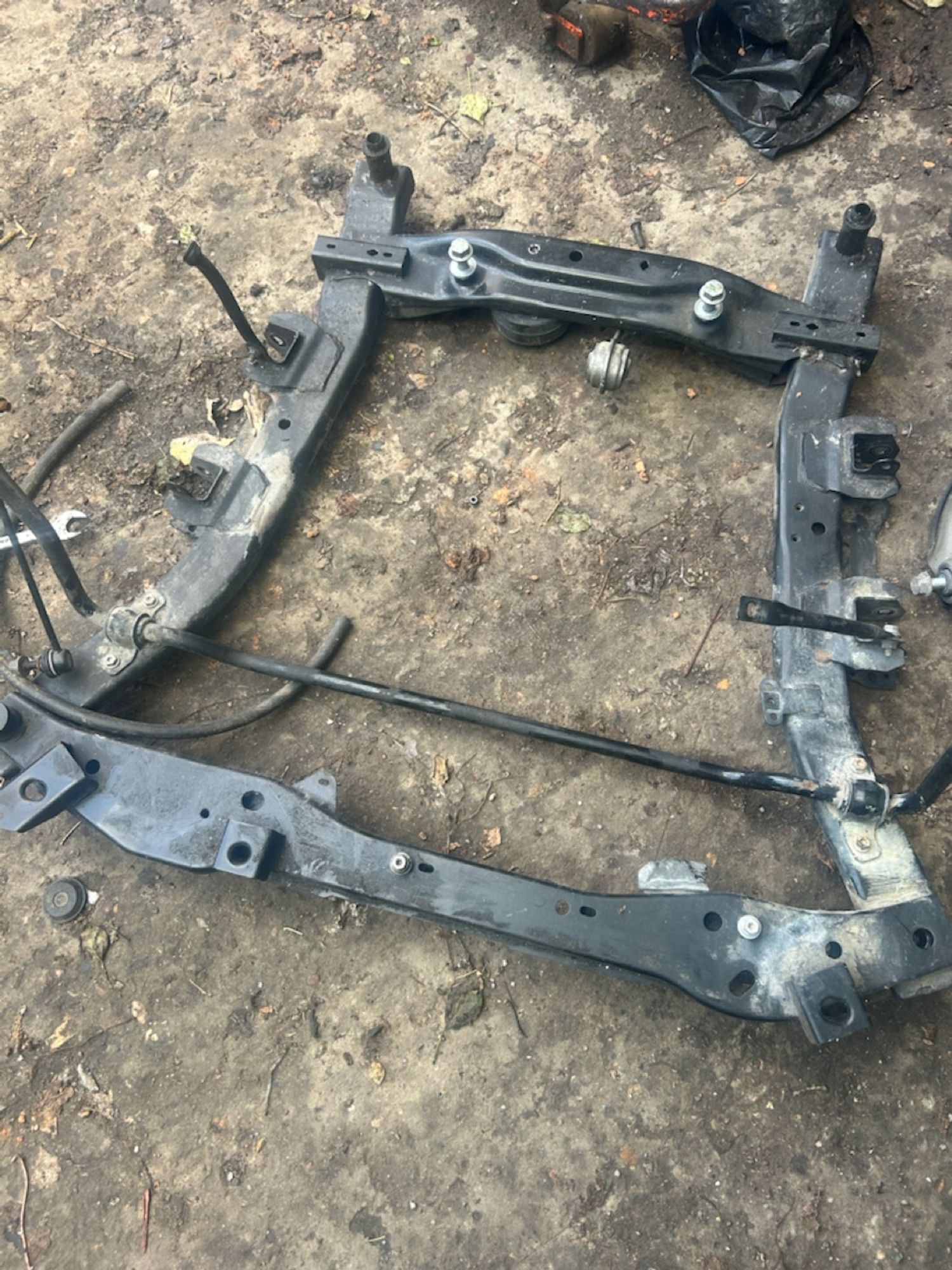 https://ycs.partsauto.market/partsauto-images/thmbs/userImages/6c041085ce847b07e3ea33e65ae09e6a/part/e6aaeb60-dd29-46d9-a787-d9c175e3a6bb_1784456018281.jpg