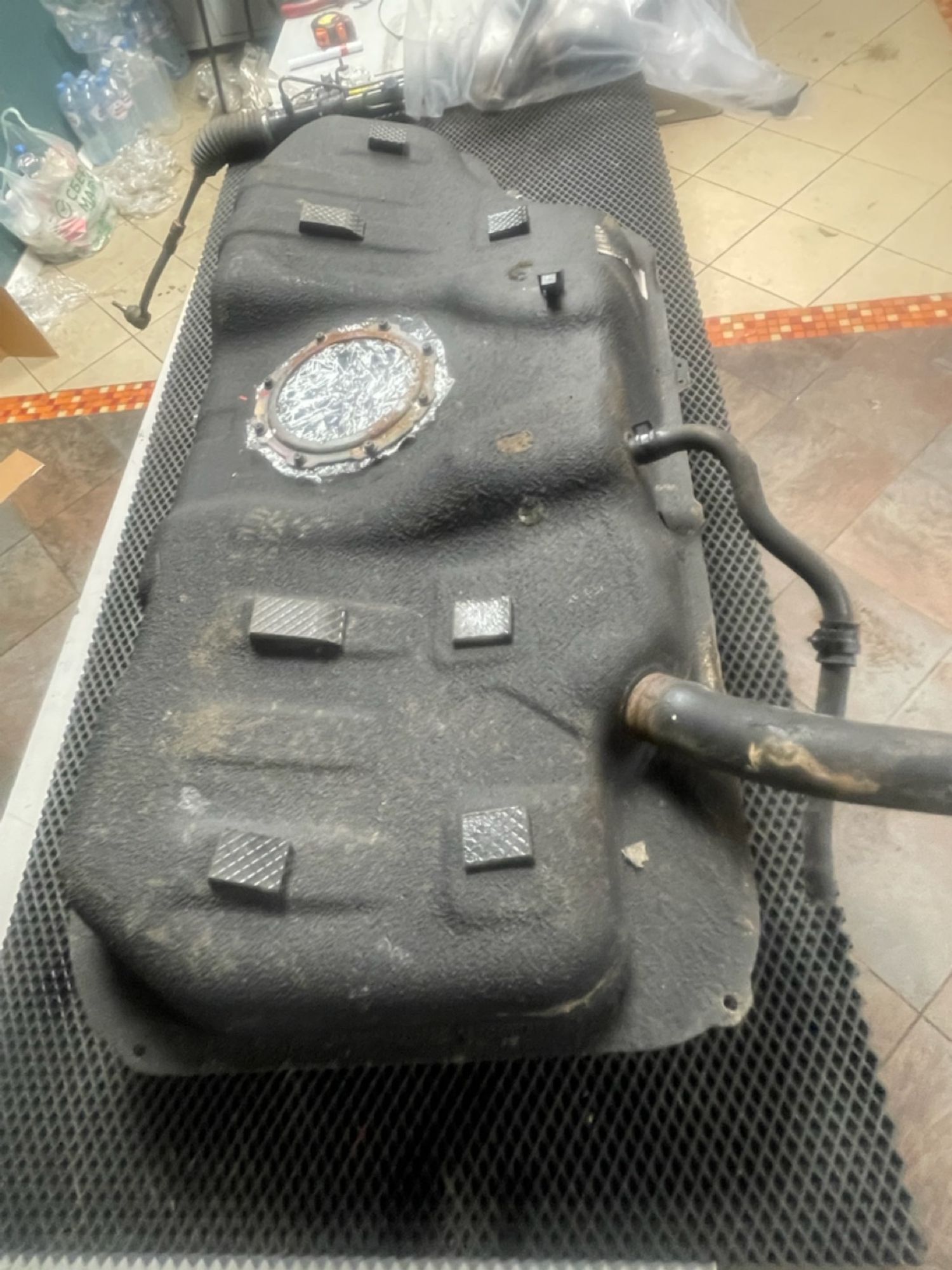 https://ycs.partsauto.market/partsauto-images/thmbs/userImages/6c041085ce847b07e3ea33e65ae09e6a/part/e9f17a7b-23d9-494d-bc79-f1dc2afc8d02_1786565951526.jpg