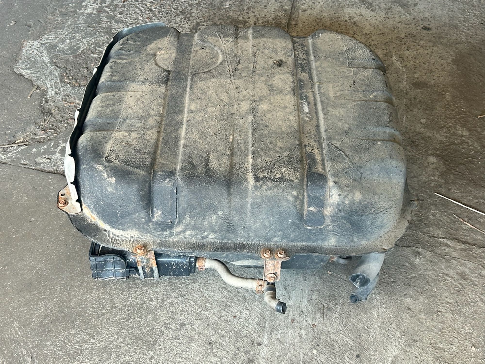 https://ycs.partsauto.market/partsauto-images/thmbs/userImages/6c041085ce847b07e3ea33e65ae09e6a/part/f3479ce5-a20e-468c-828f-f6ac0d572a19_1786443840859.jpg