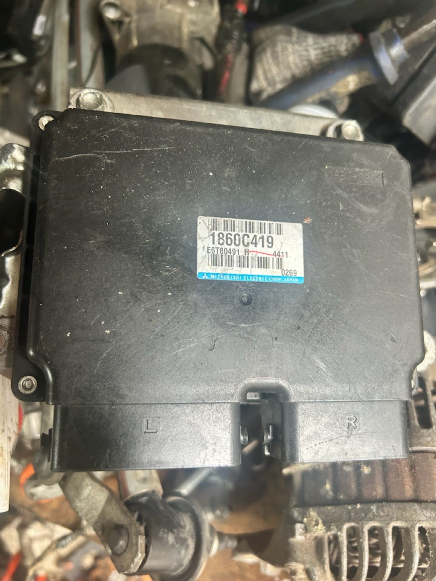 https://ycs.partsauto.market/partsauto-images/thmbs/userImages/6c041085ce847b07e3ea33e65ae09e6a/part/f5e46098-3246-45a8-9cc7-d7b6f5d18ddd_1783512433208.jpg