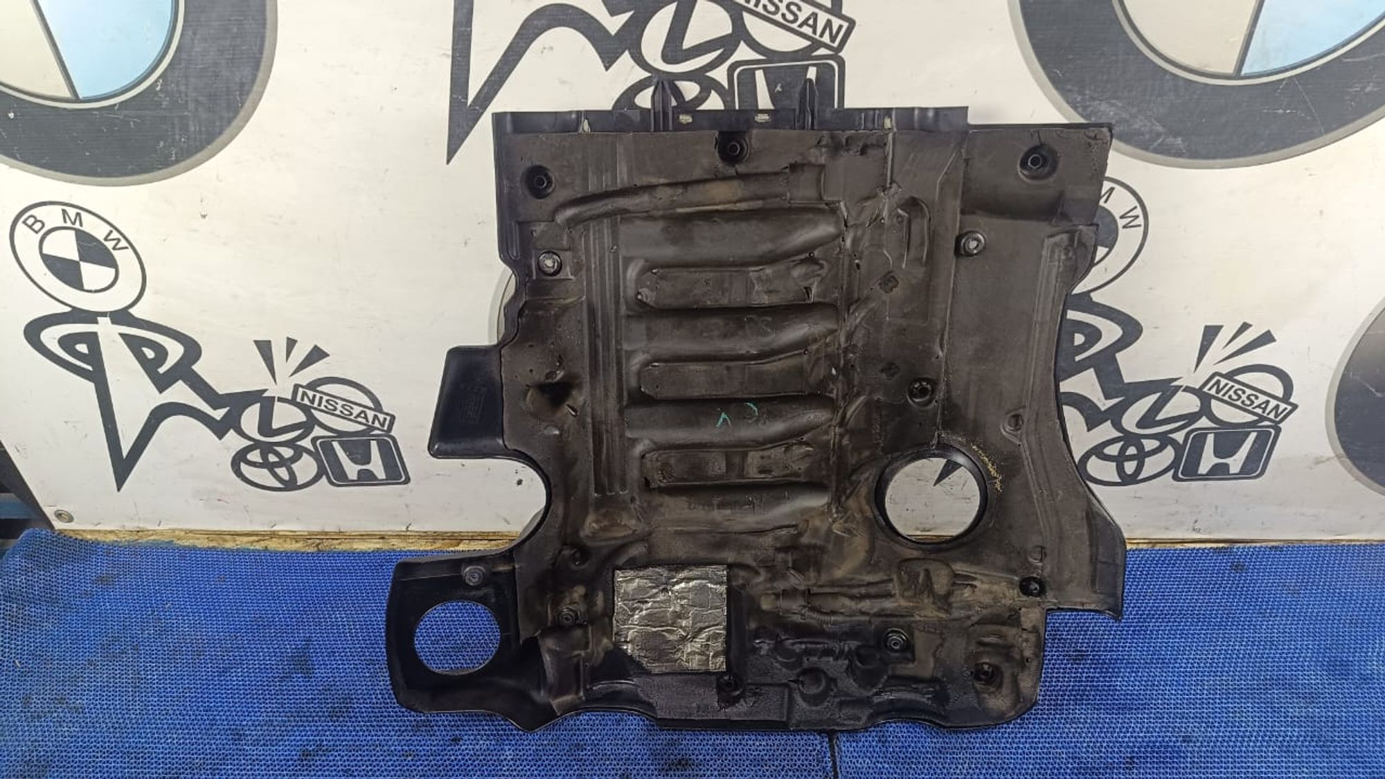 https://ycs.partsauto.market/partsauto-images/thmbs/userImages/72ad5fba4727bffbc6ea9a8c61494201/part/1e7aafae-bb8f-4da7-bfca-cfd20aa1a601_1745393931636.jpg