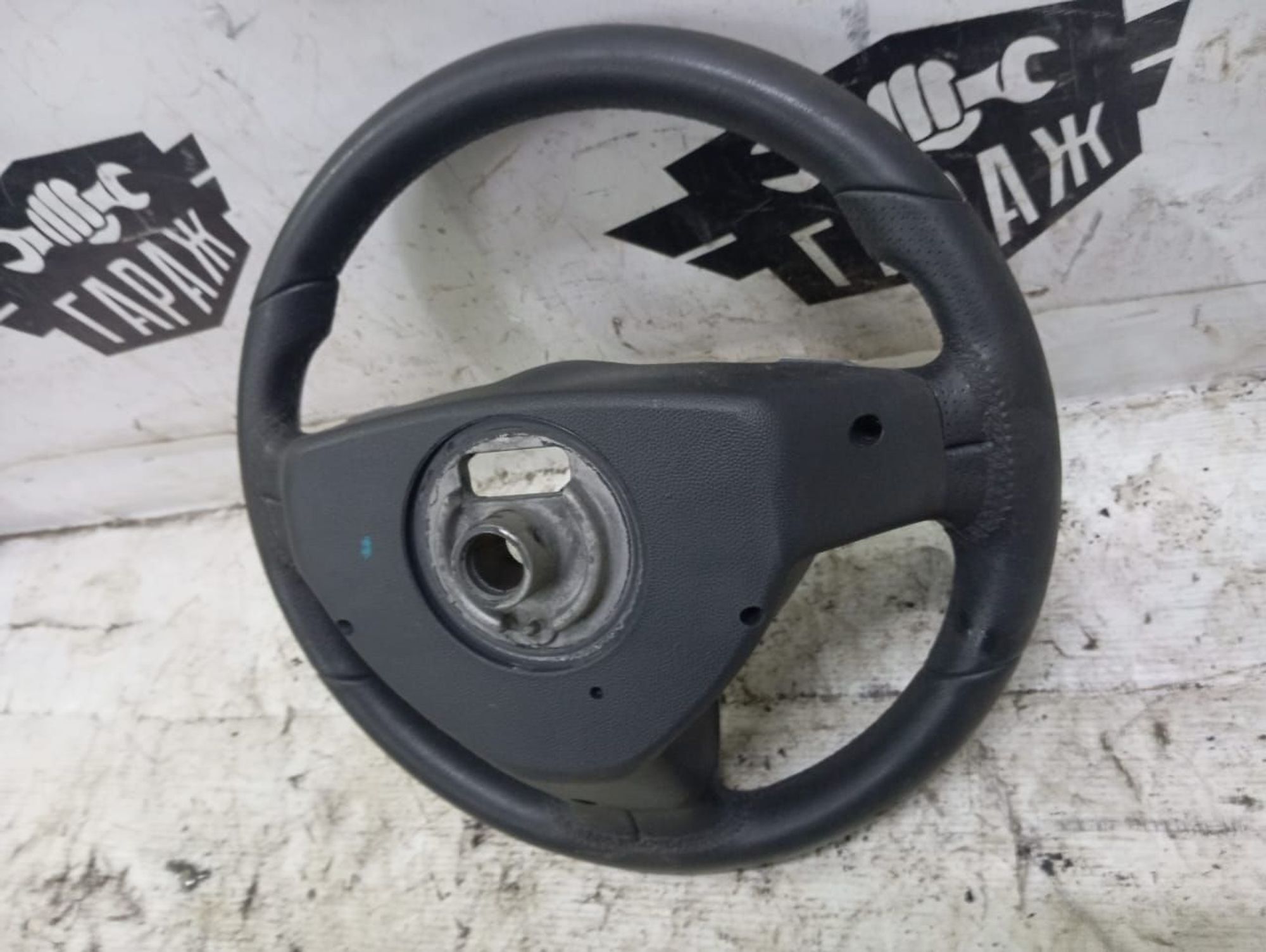 https://ycs.partsauto.market/partsauto-images/thmbs/userImages/72ad5fba4727bffbc6ea9a8c61494201/part/38ef22ed-ae15-45b1-b751-0c0c42e30266_1708256692650.jpg