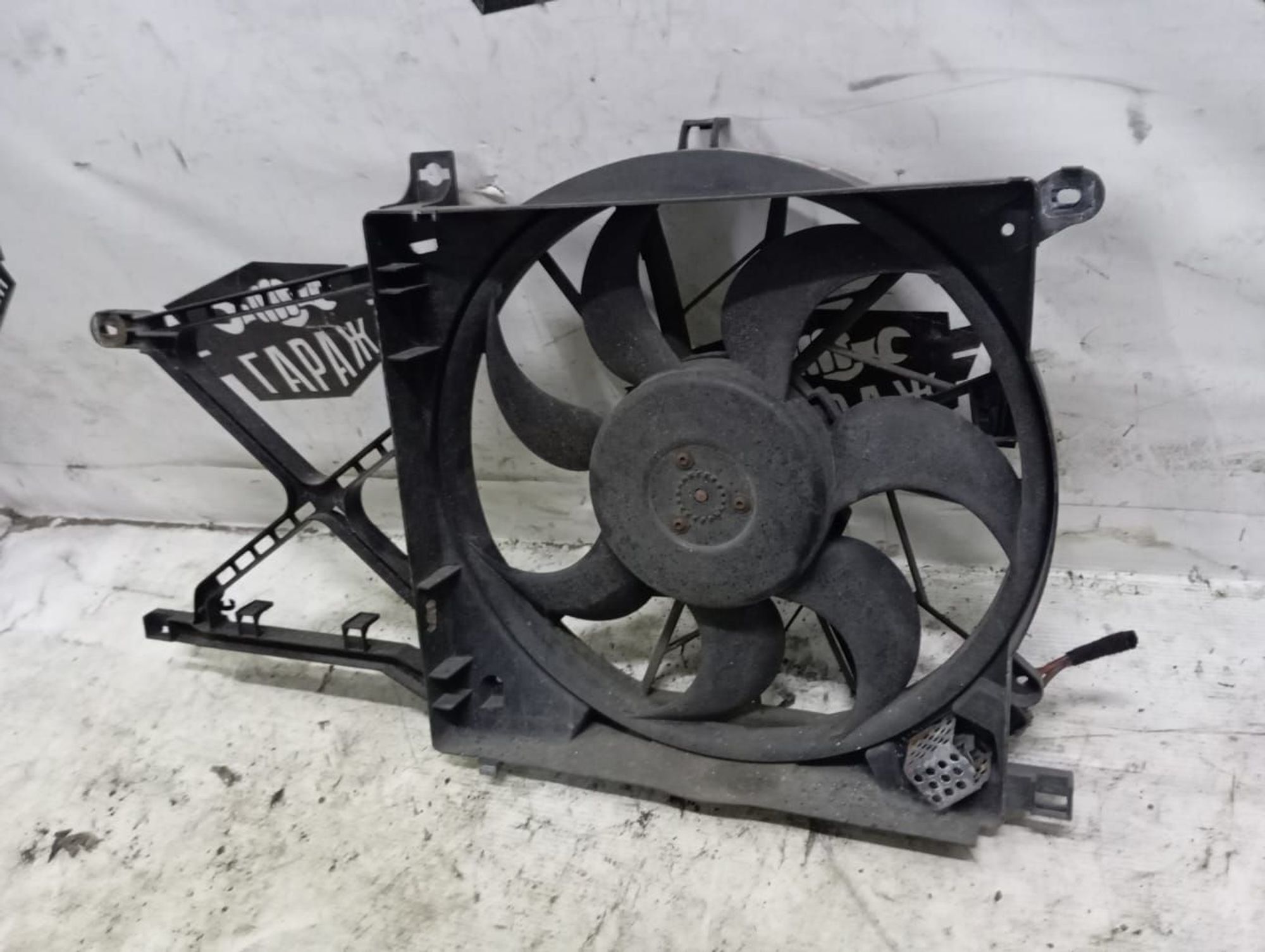 https://ycs.partsauto.market/partsauto-images/thmbs/userImages/72ad5fba4727bffbc6ea9a8c61494201/part/3bdc7a05-f643-4f8e-8aff-d9162ad1cb5d_1708193542022.jpg