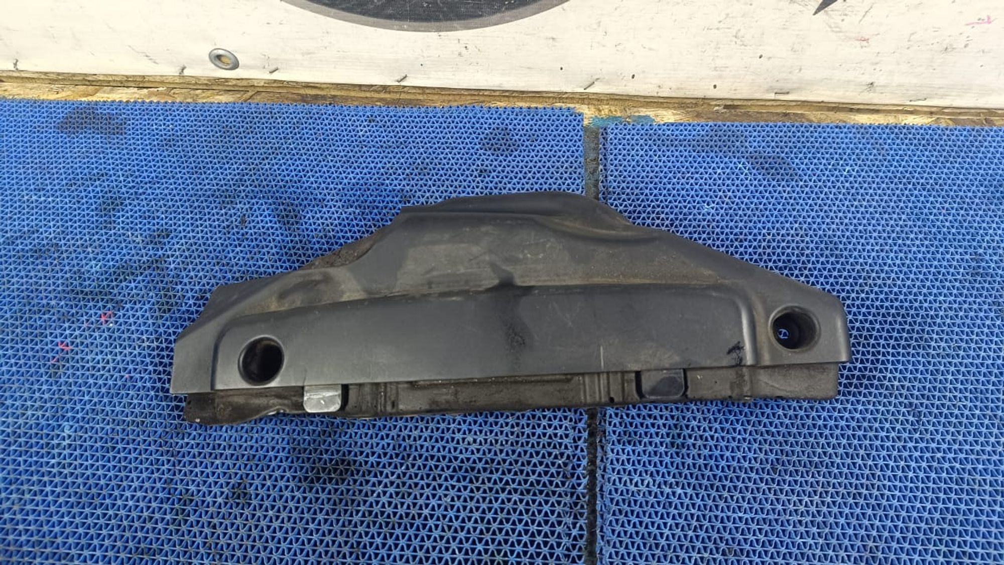 https://ycs.partsauto.market/partsauto-images/thmbs/userImages/72ad5fba4727bffbc6ea9a8c61494201/part/3fc54d29-84c2-4b7f-a872-55bd6b03ee75_1745393936471.jpg