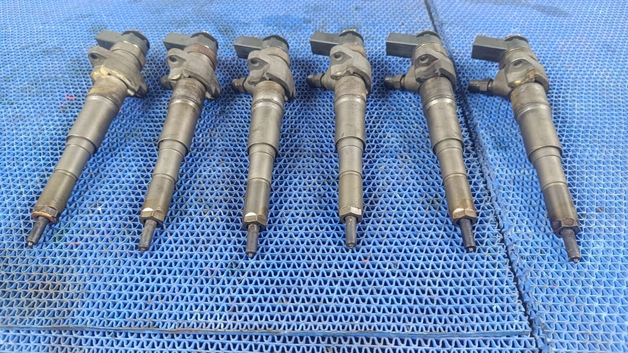 https://ycs.partsauto.market/partsauto-images/thmbs/userImages/72ad5fba4727bffbc6ea9a8c61494201/part/61c4f824-73bd-40b9-9020-c012c18beb6c_1745229605636.jpg