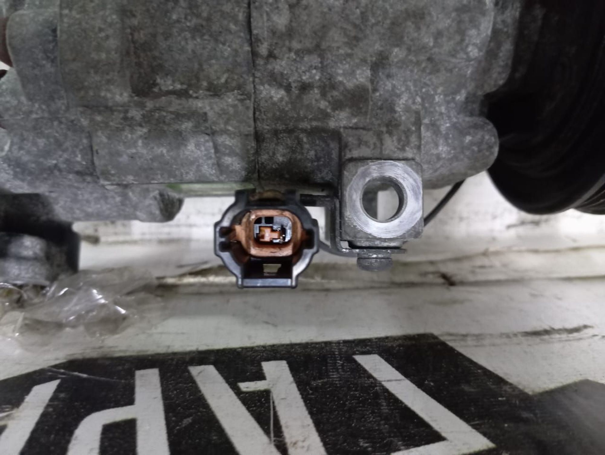 https://ycs.partsauto.market/partsauto-images/thmbs/userImages/72ad5fba4727bffbc6ea9a8c61494201/part/6f801033-2ef8-4ff4-8a12-a6c7a7337f06_1708005379958.jpg
