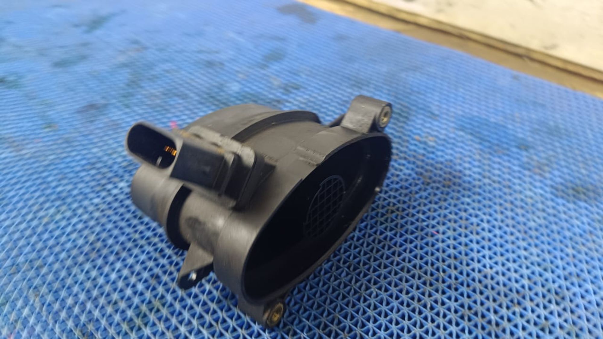 https://ycs.partsauto.market/partsauto-images/thmbs/userImages/72ad5fba4727bffbc6ea9a8c61494201/part/7da142fe-977c-4016-ad87-dbae7214eeaf_1745229079376.jpg