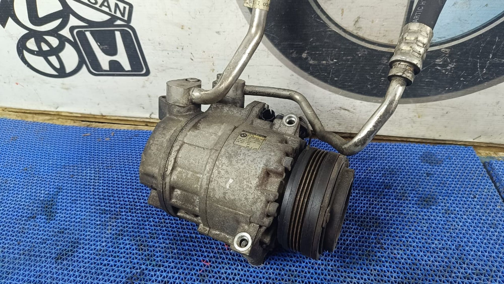 https://ycs.partsauto.market/partsauto-images/thmbs/userImages/72ad5fba4727bffbc6ea9a8c61494201/part/ab4b29ef-e1a2-41a4-a857-30b8d74eed2b_1745229923738.jpg