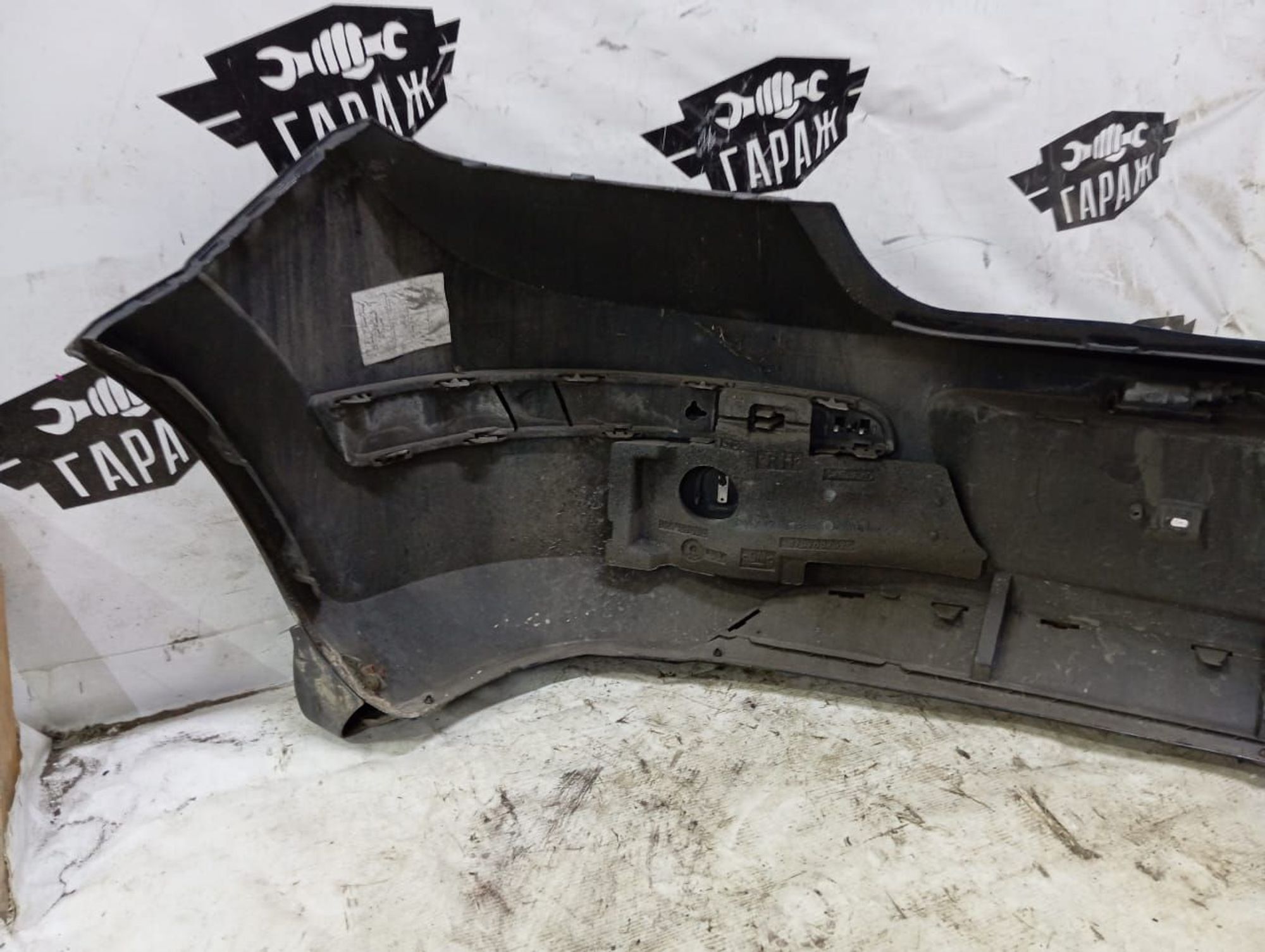 https://ycs.partsauto.market/partsauto-images/thmbs/userImages/72ad5fba4727bffbc6ea9a8c61494201/part/ab9ba94d-9cac-49e5-be8b-c51ad884a159_1708324000735.jpg