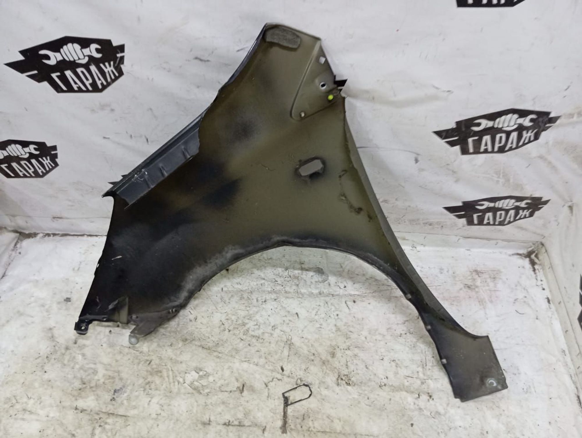 https://ycs.partsauto.market/partsauto-images/thmbs/userImages/72ad5fba4727bffbc6ea9a8c61494201/part/b8a8a522-3590-43eb-9217-1ea739c1f551_1707819496088.jpg