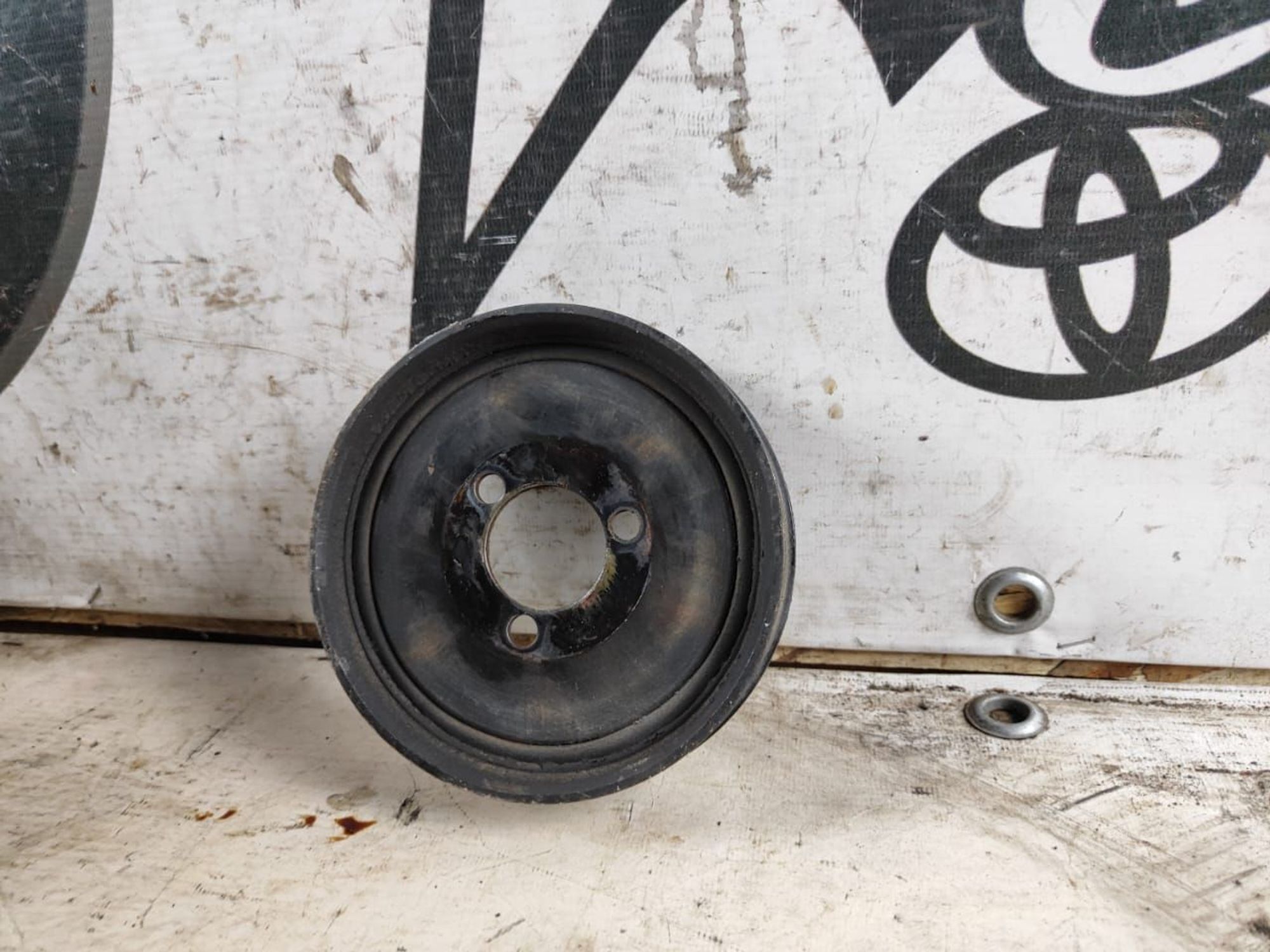 https://ycs.partsauto.market/partsauto-images/thmbs/userImages/72ad5fba4727bffbc6ea9a8c61494201/part/c20aaa0a-c455-4c1d-84ae-54c3d5a0b81f_1708511193692.jpg