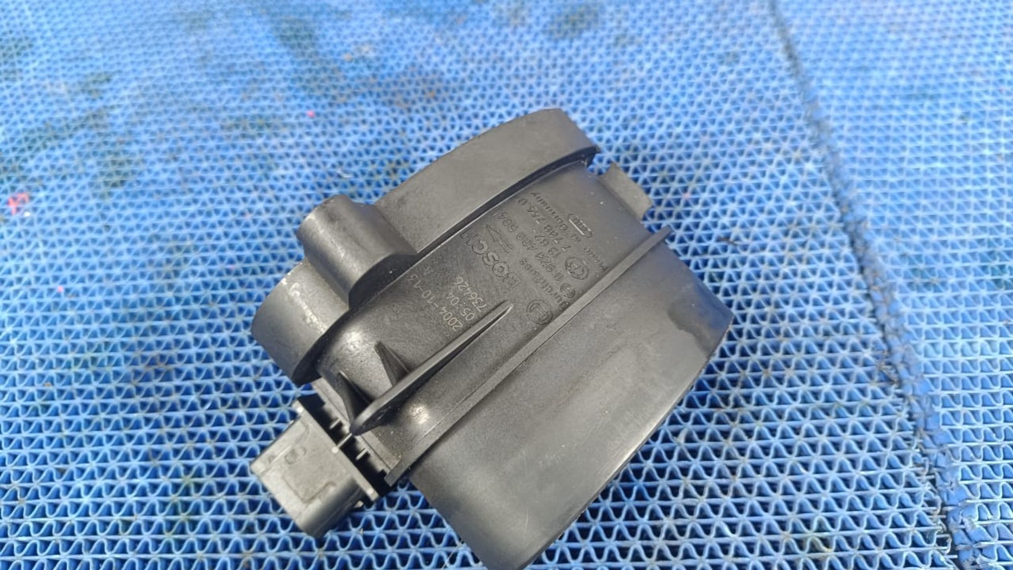 https://ycs.partsauto.market/partsauto-images/thmbs/userImages/72ad5fba4727bffbc6ea9a8c61494201/part/e33a0439-5d90-4957-a60b-deeaf984f56f_1745229064650.jpg